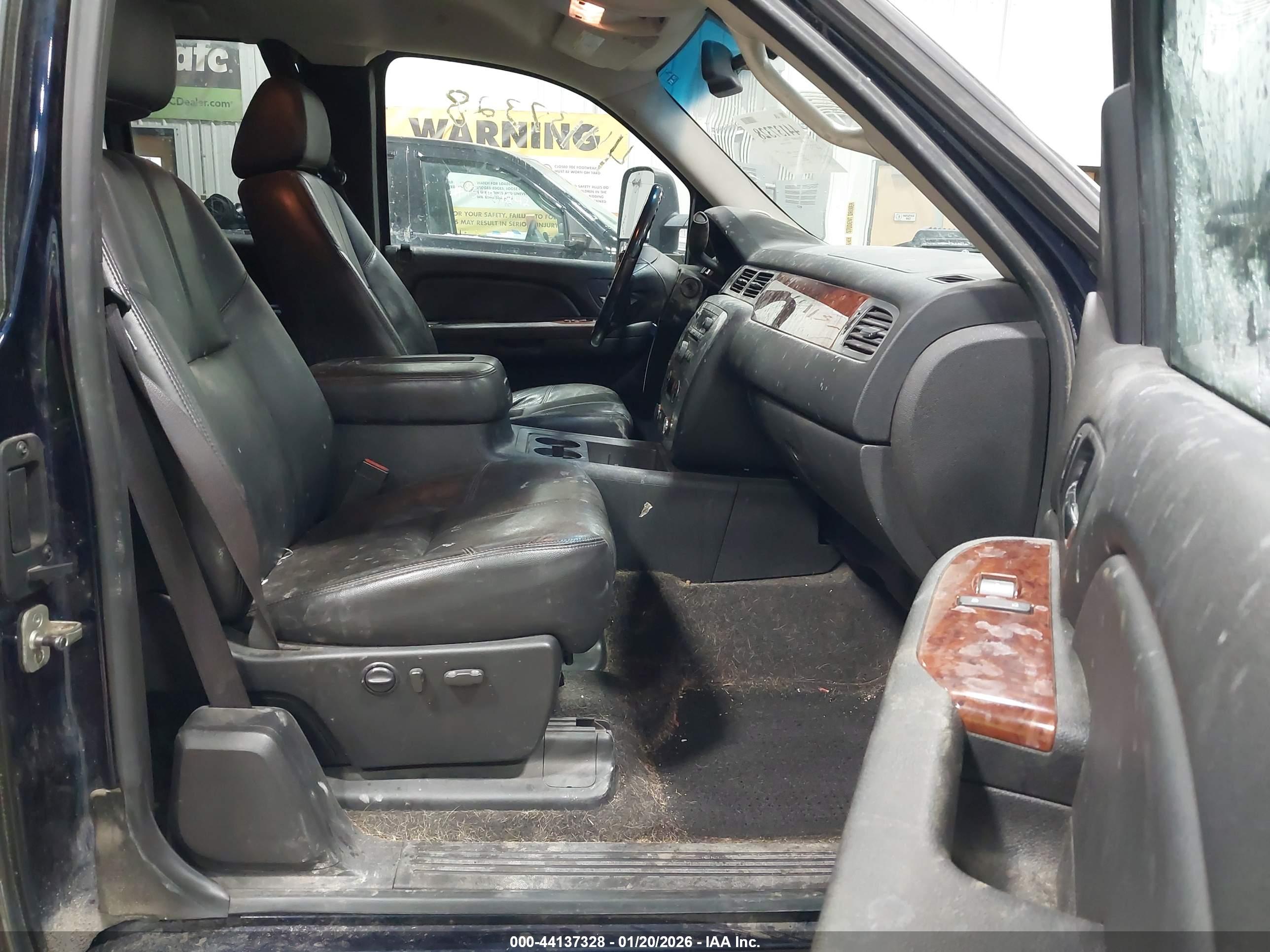 GMC SIERRA image 5