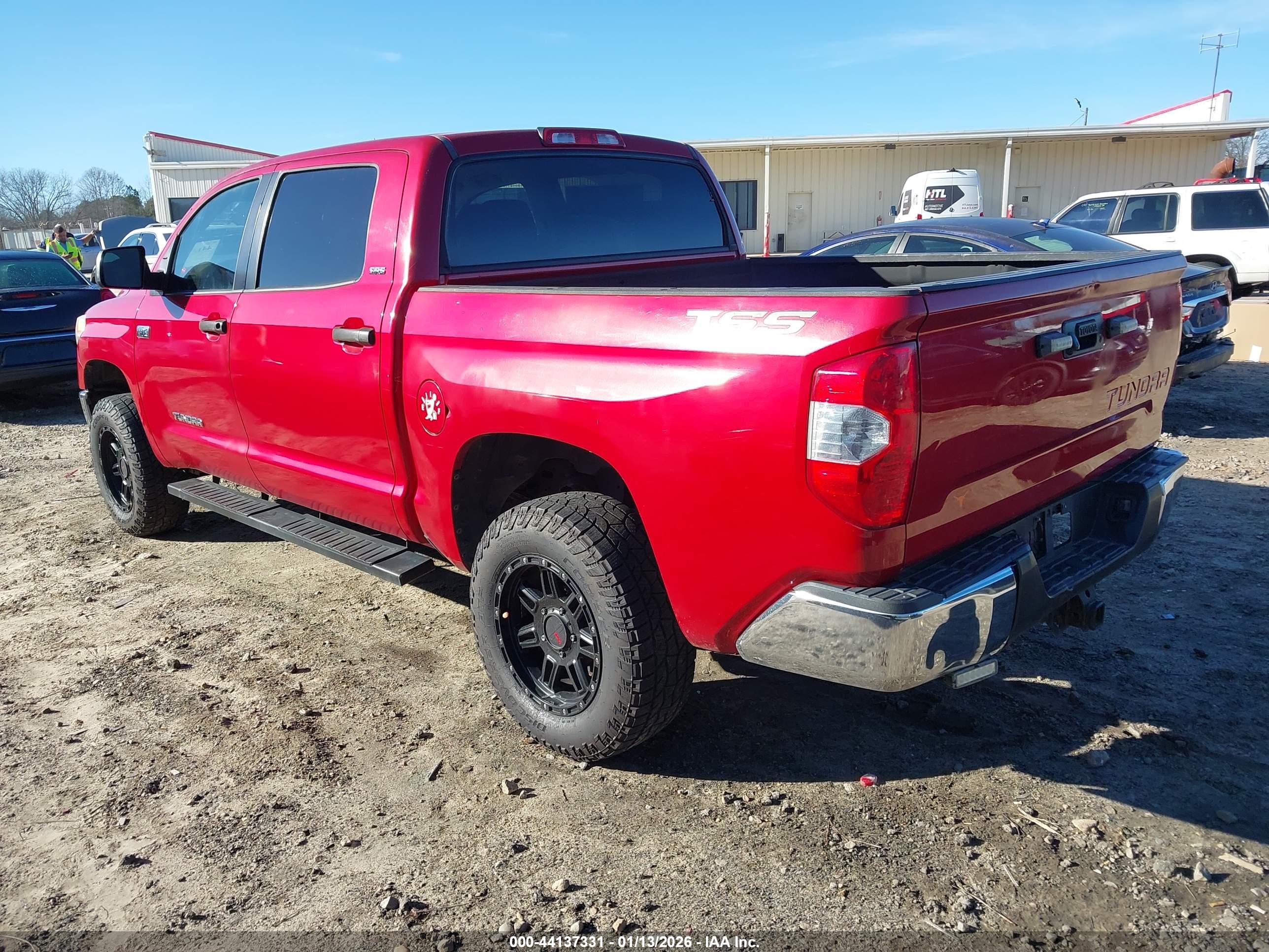 TOYOTA TUNDRA image 3