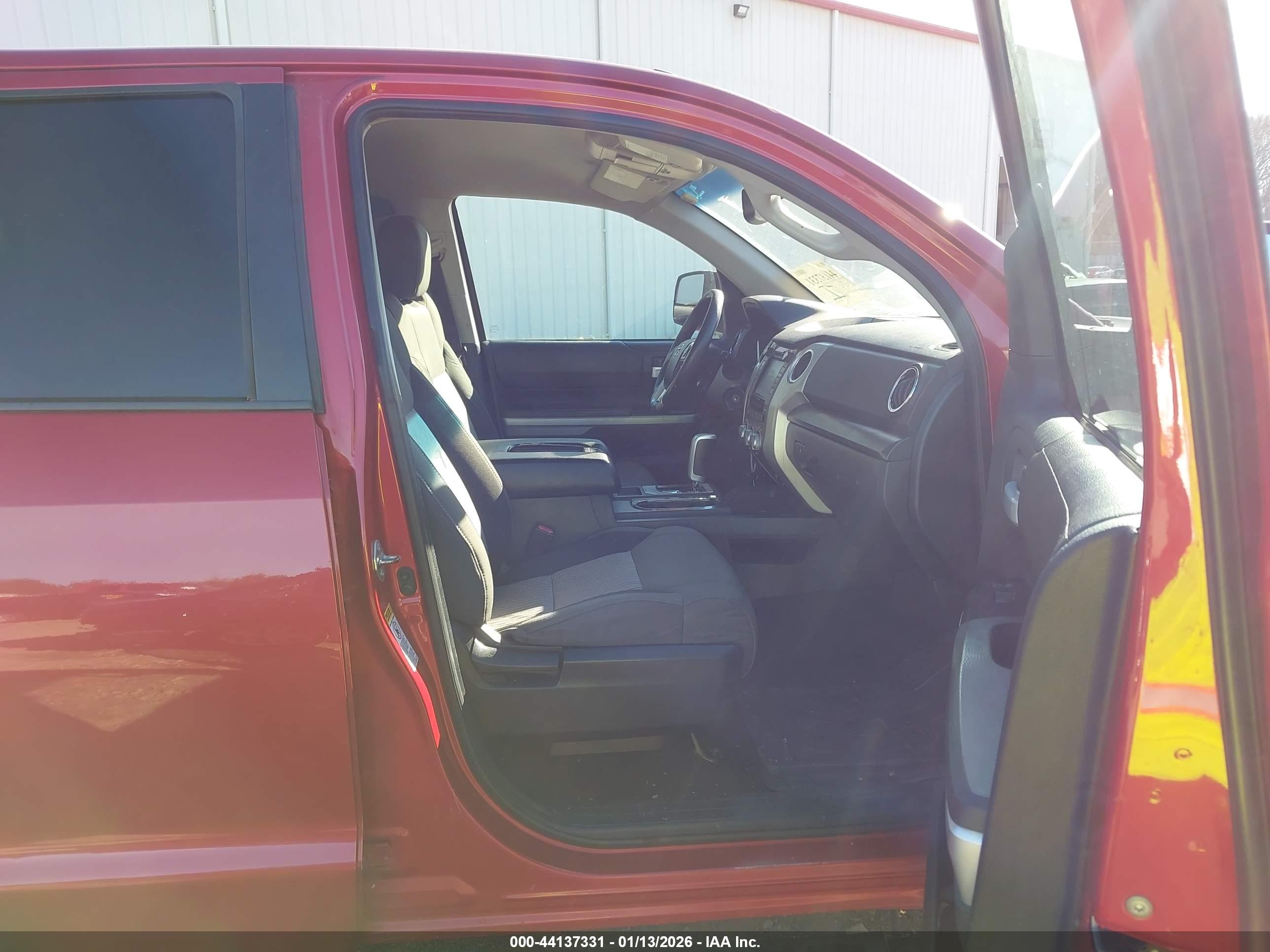 TOYOTA TUNDRA image 5