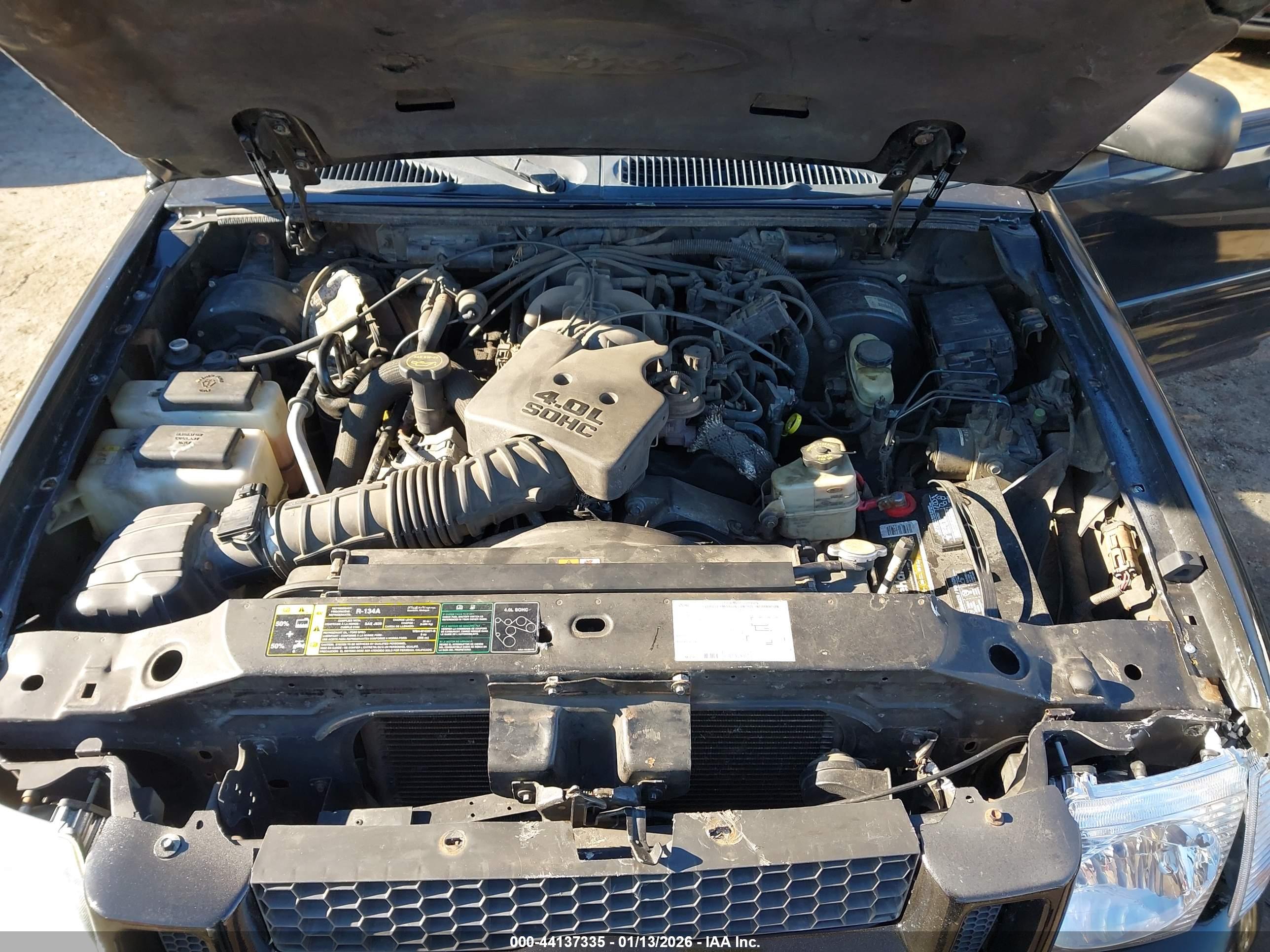 FORD EXPLORER image 10