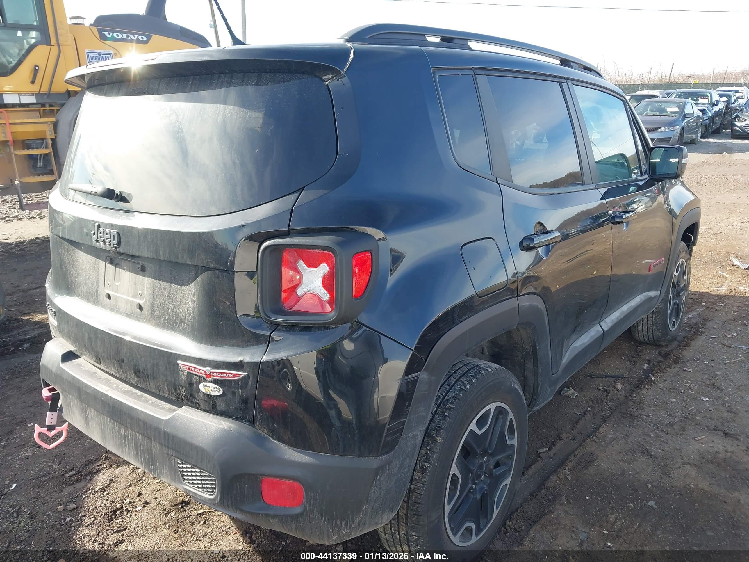 JEEP RENEGADE image 4