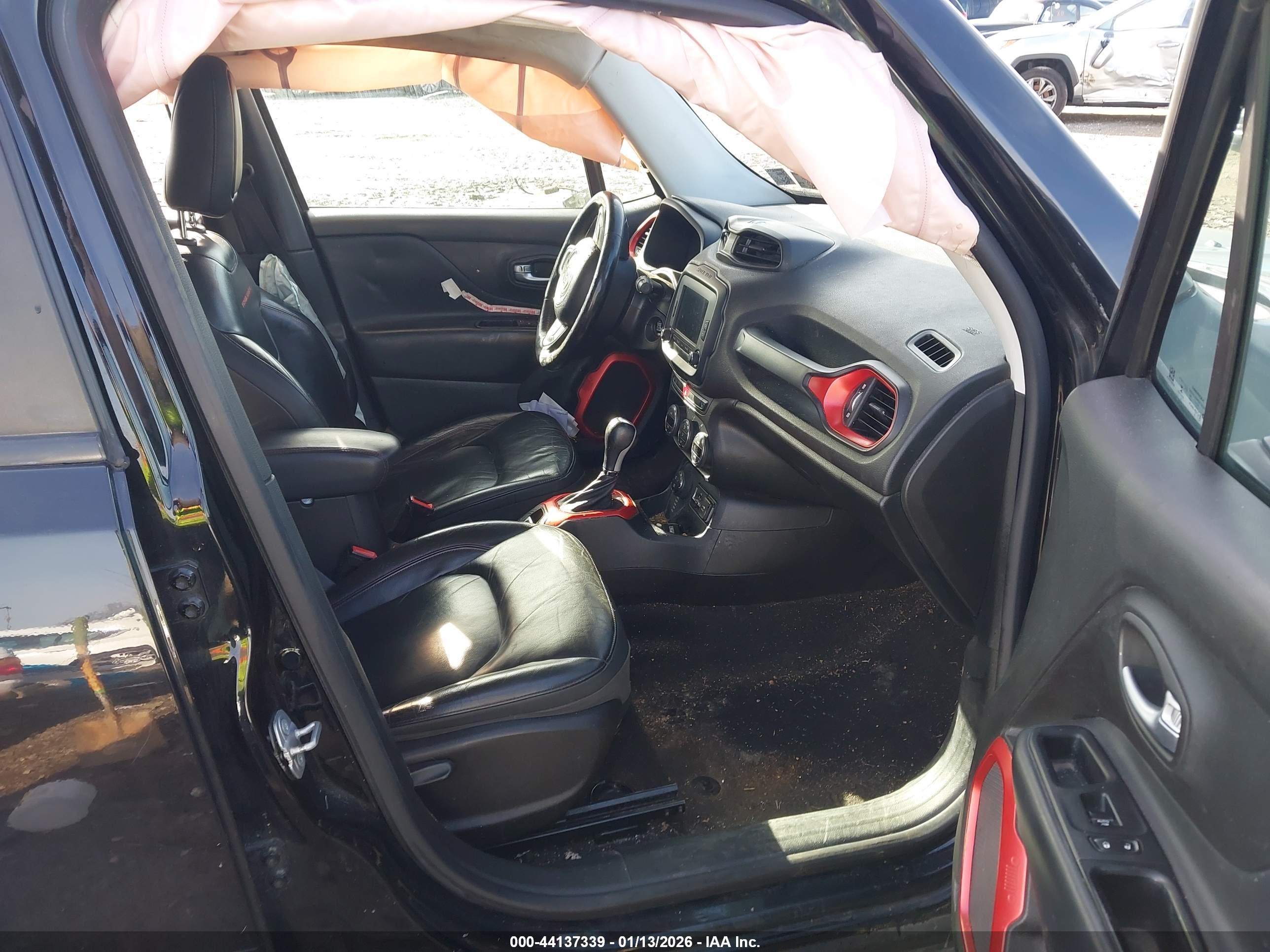 JEEP RENEGADE image 5