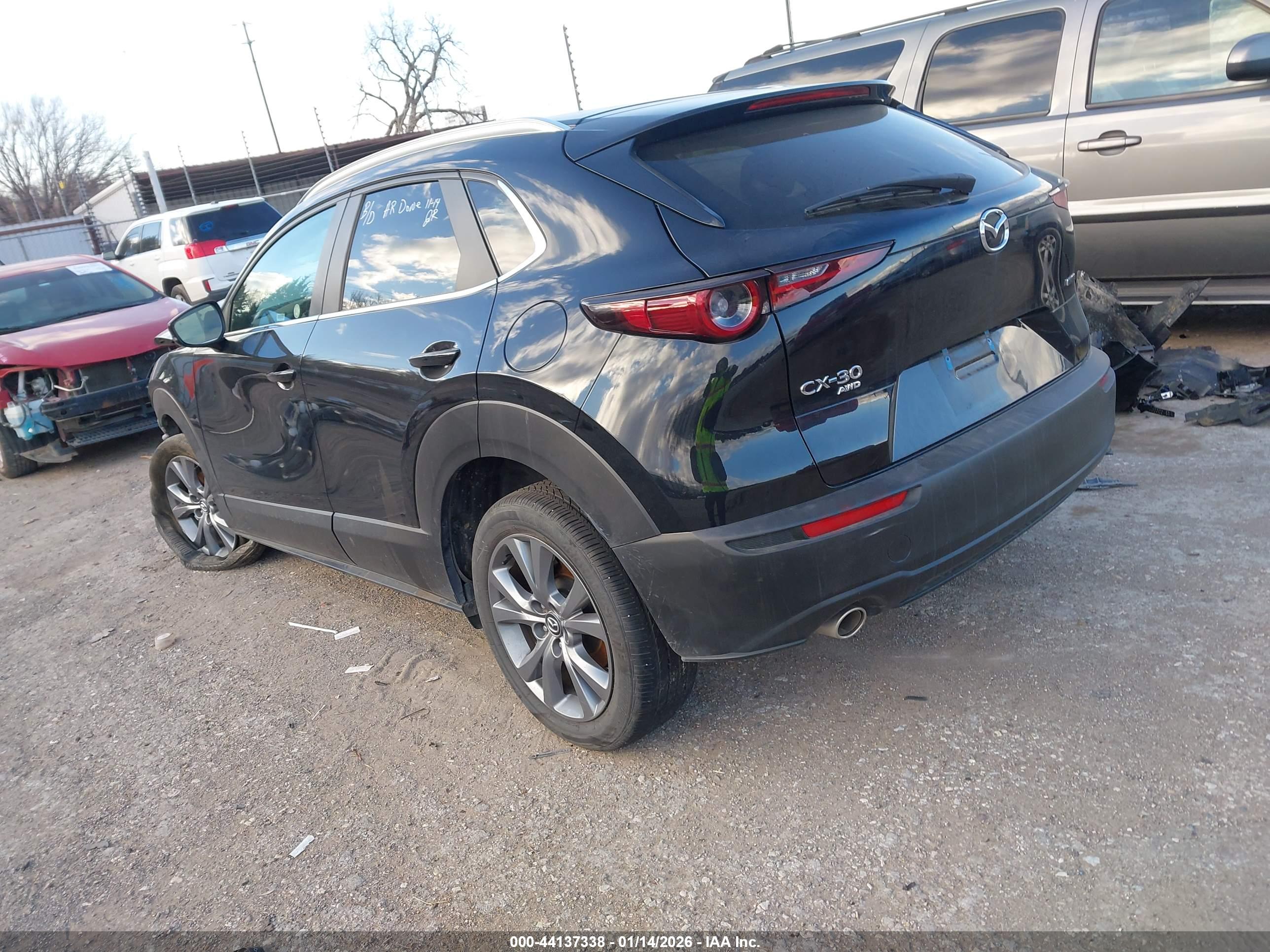 MAZDA CX-30 image 3