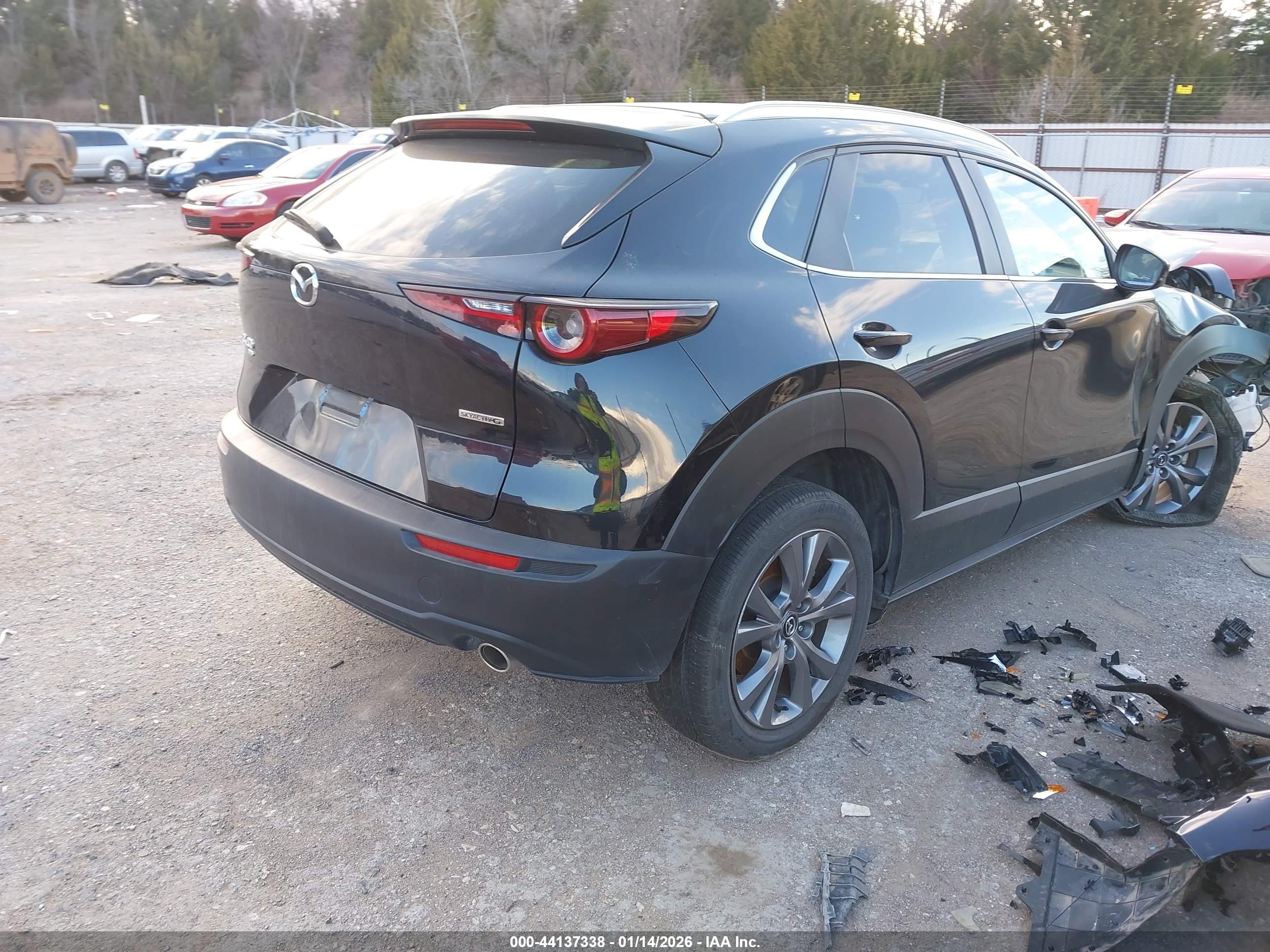 MAZDA CX-30 image 4