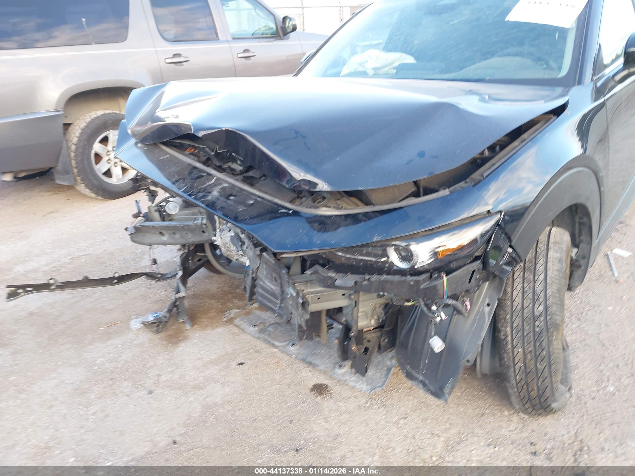 MAZDA CX-30 image 6