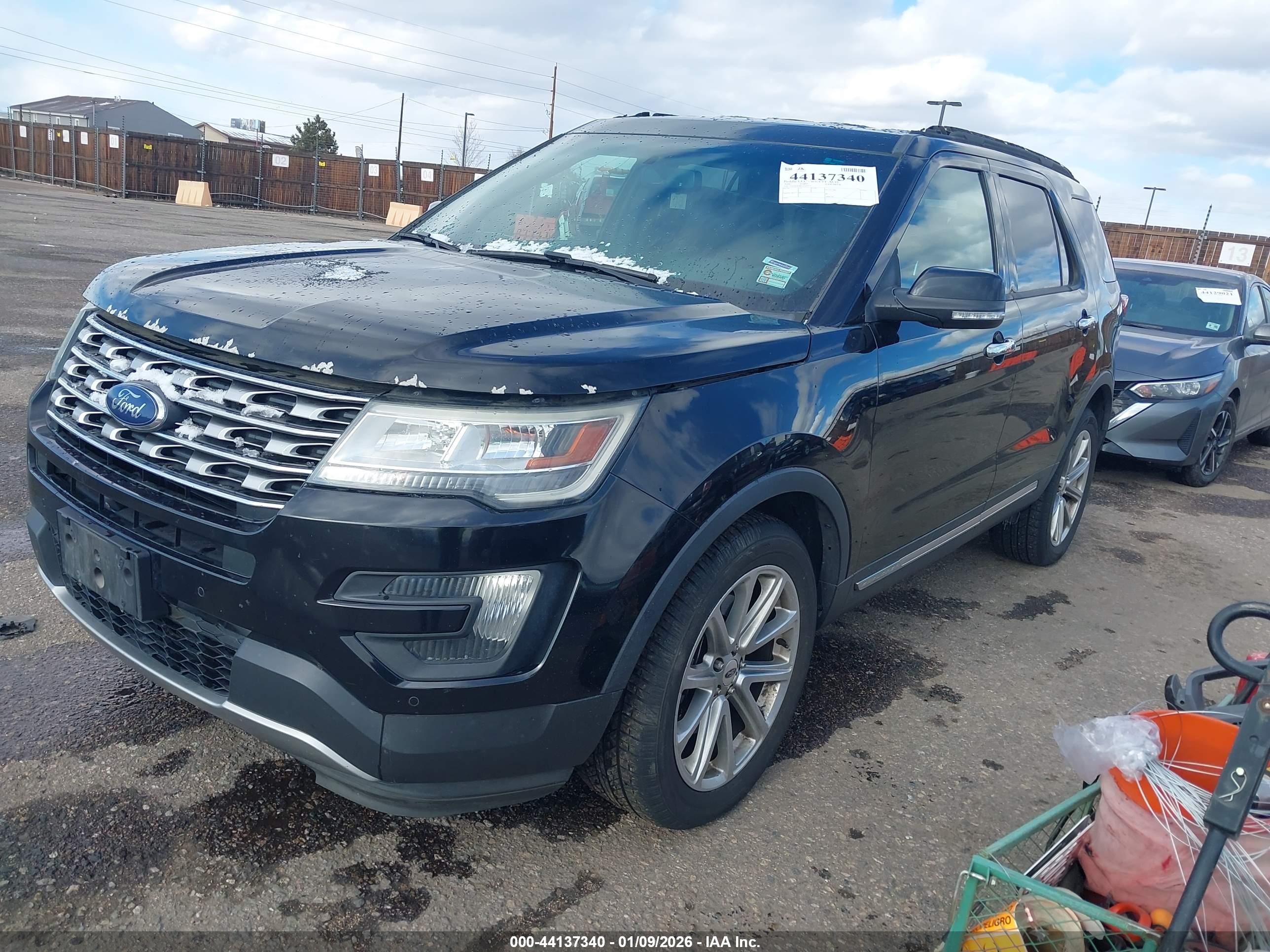 FORD EXPLORER image 2