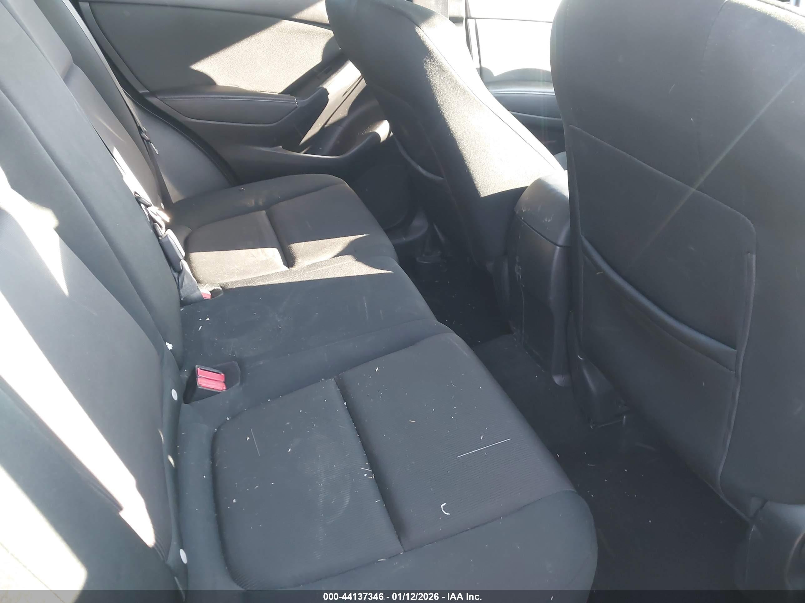 MAZDA CX-5 image 8