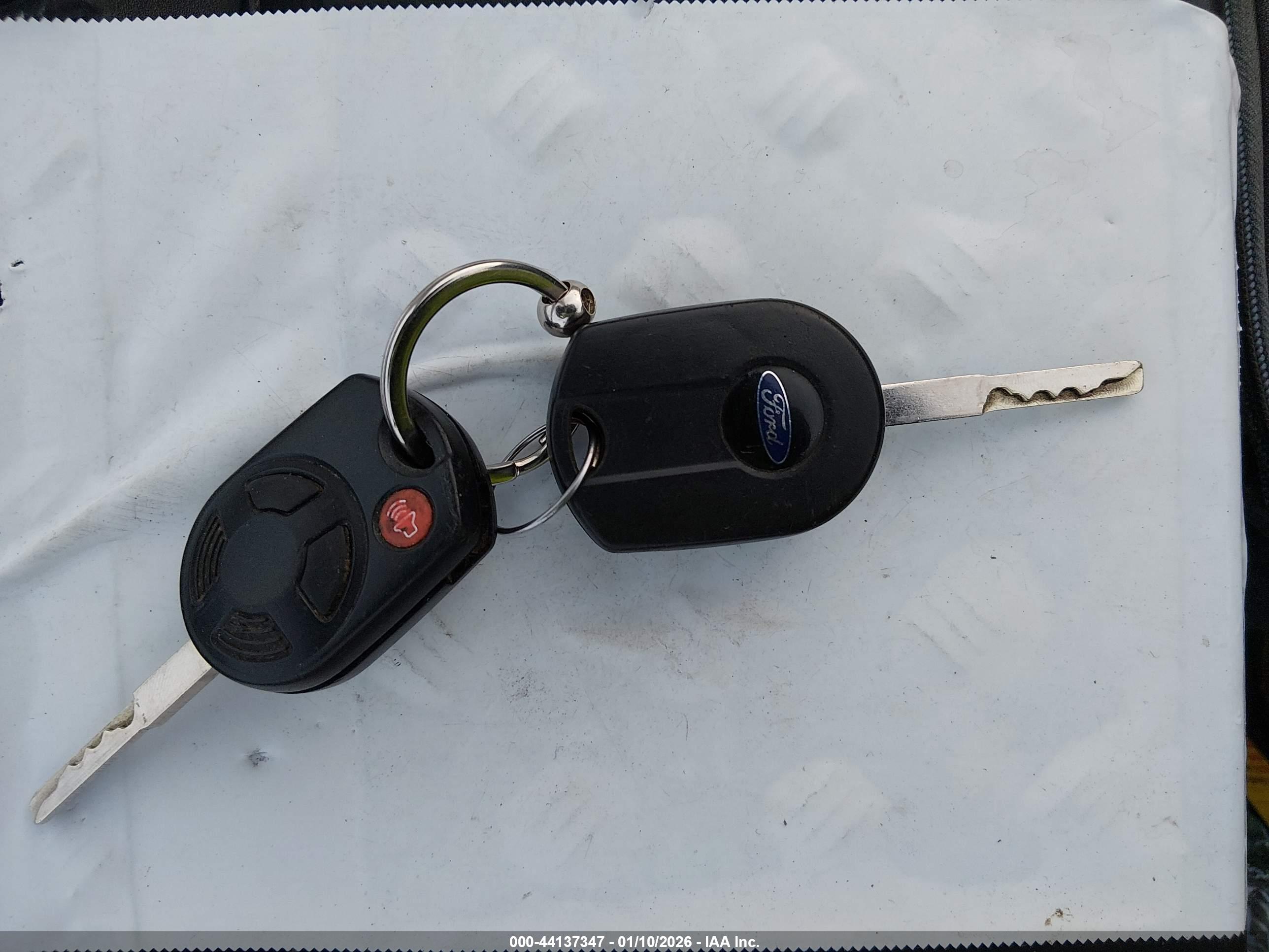 FORD ESCAPE image 11