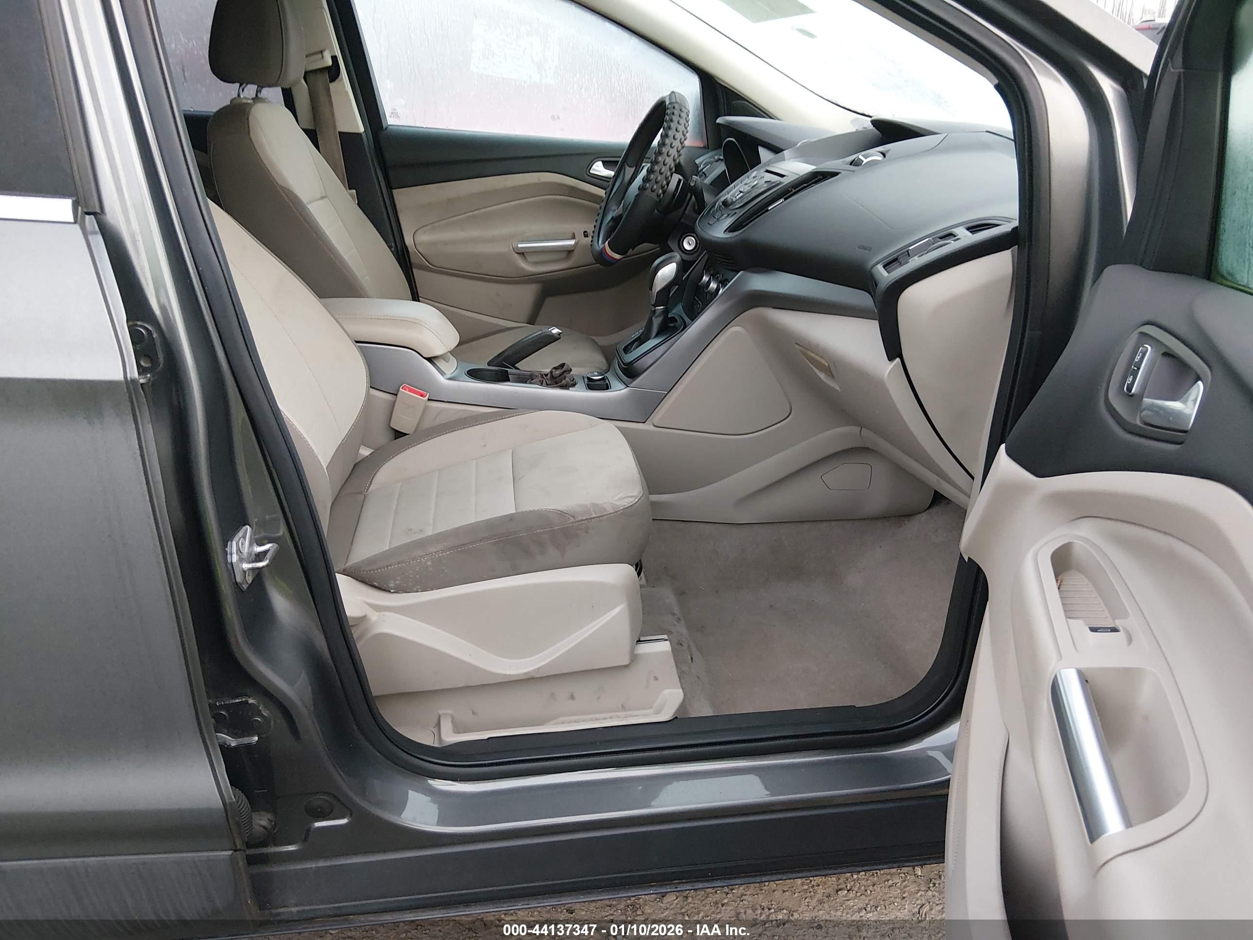 FORD ESCAPE image 5