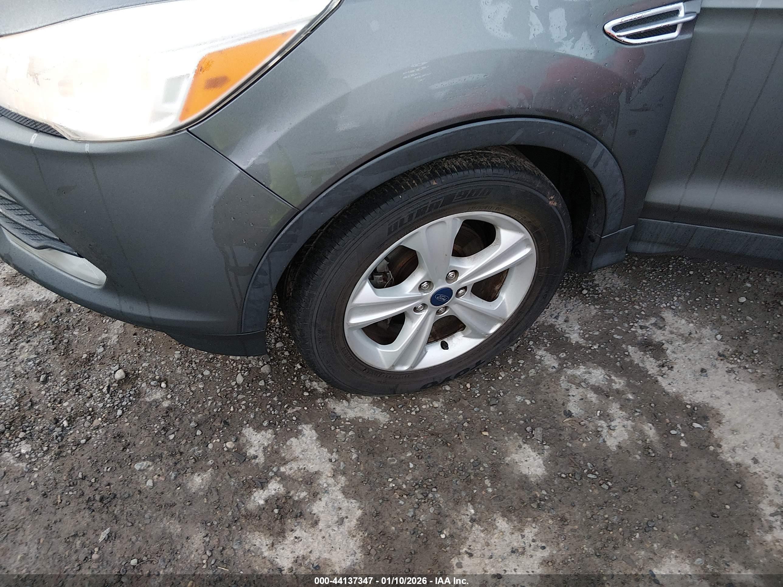 FORD ESCAPE image 6