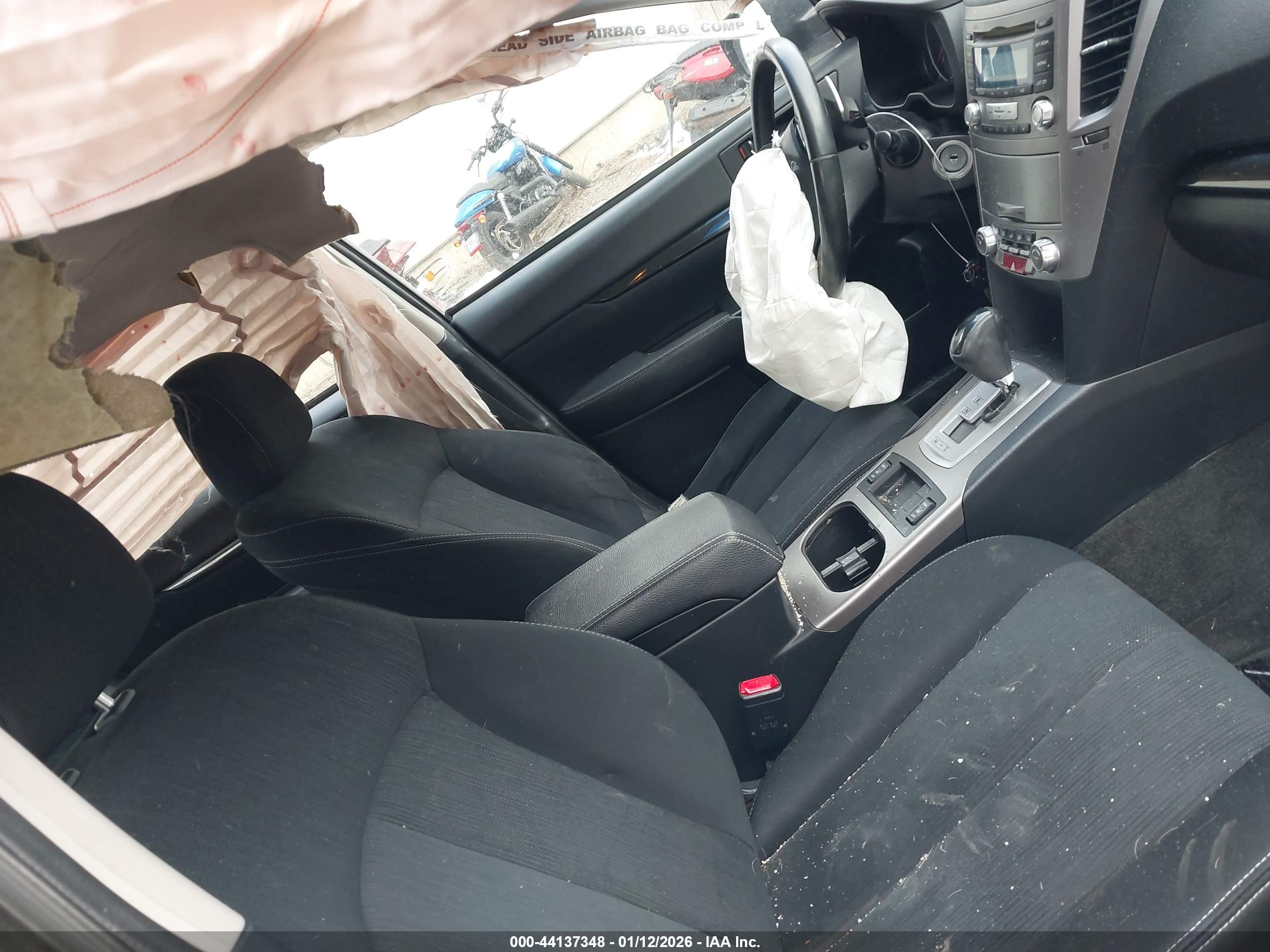 SUBARU LEGACY image 5