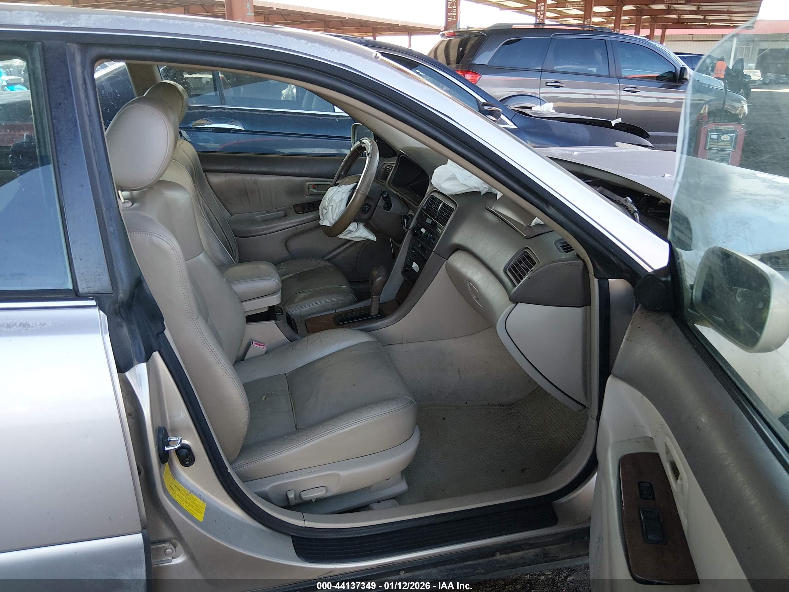 LEXUS ES image 5