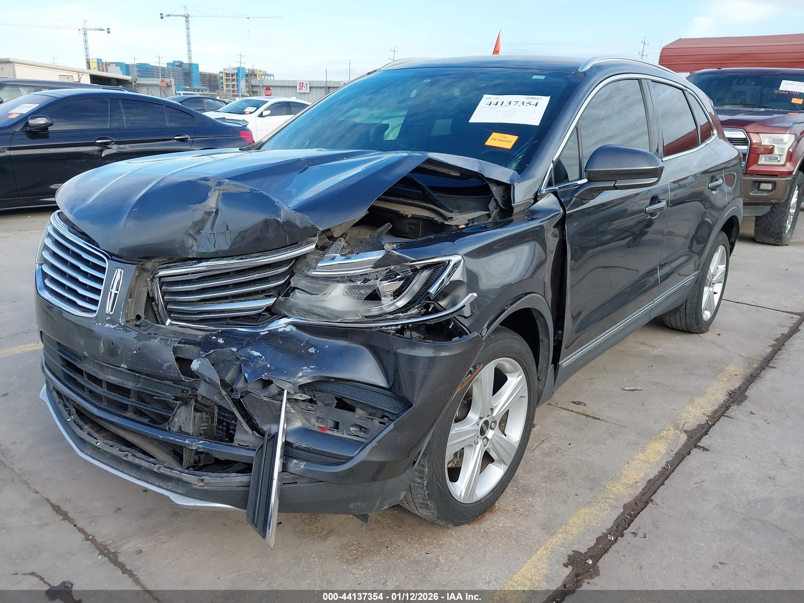 LINCOLN MKC image 2