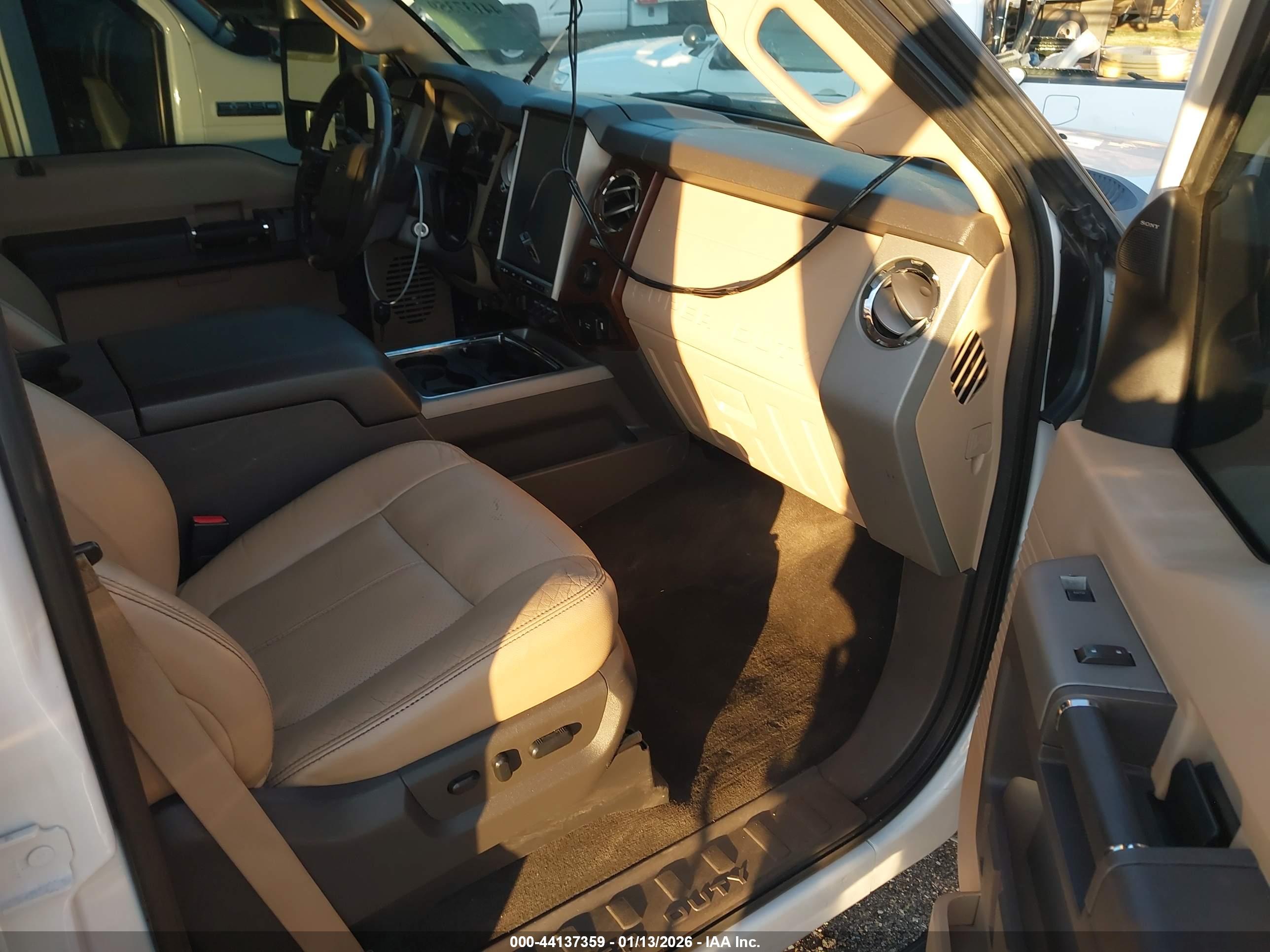 FORD F-450 image 5