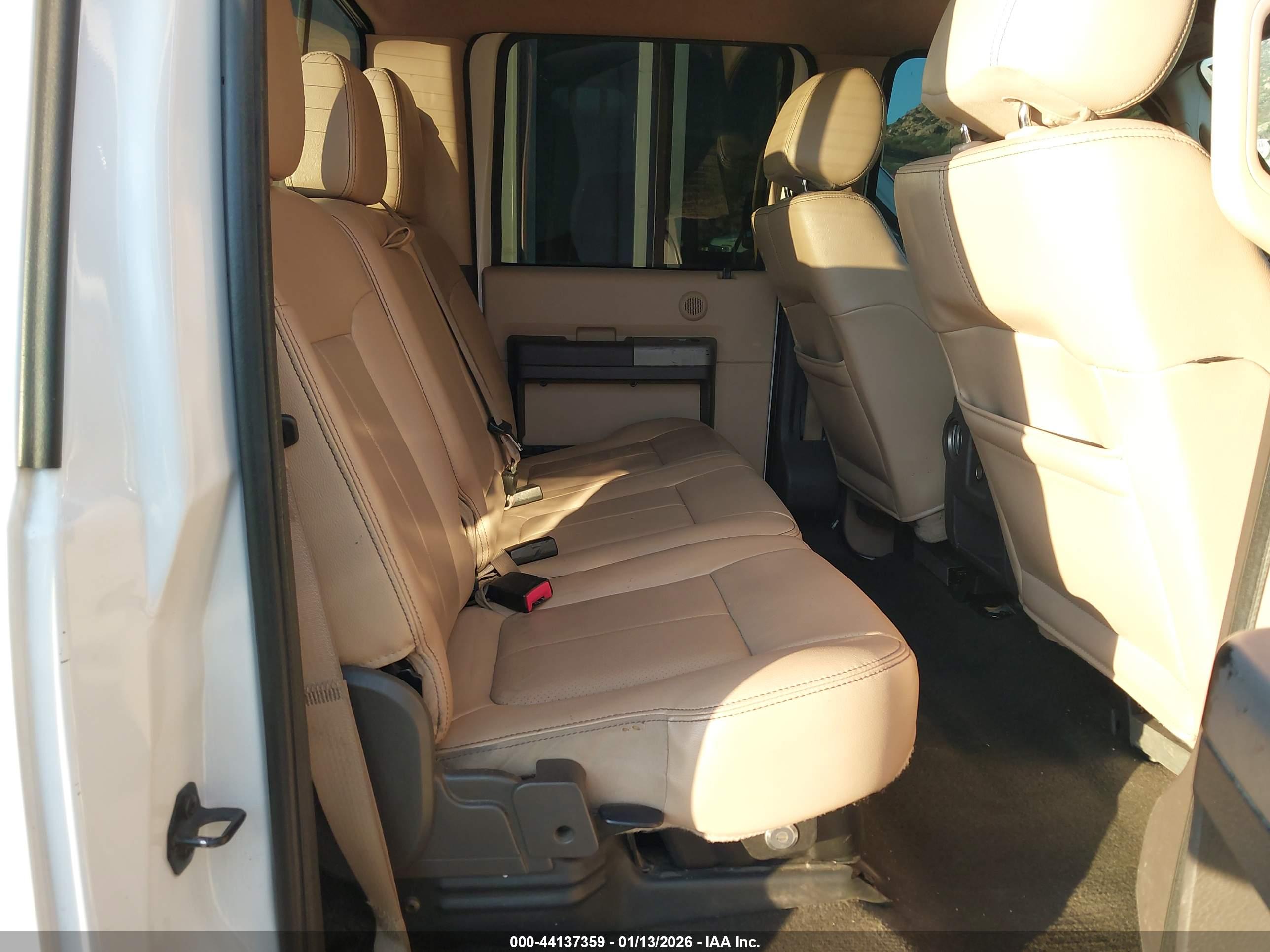 FORD F-450 image 8
