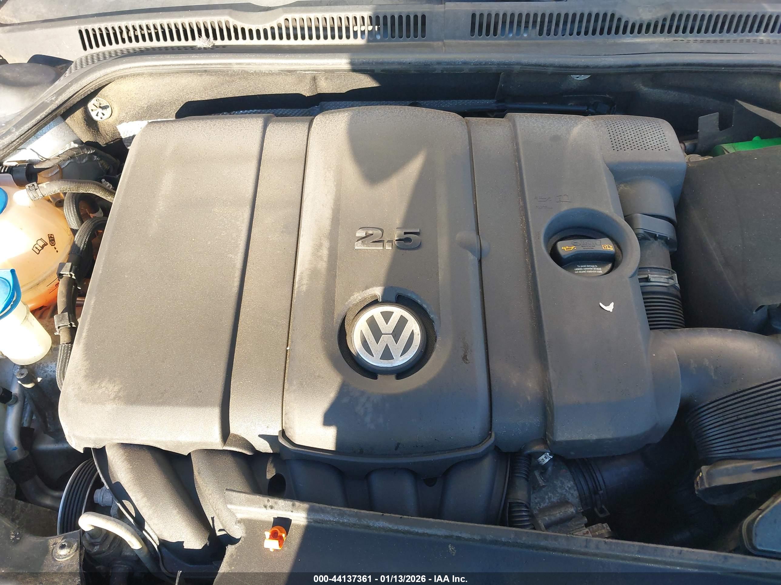 VOLKSWAGEN JETTA image 10