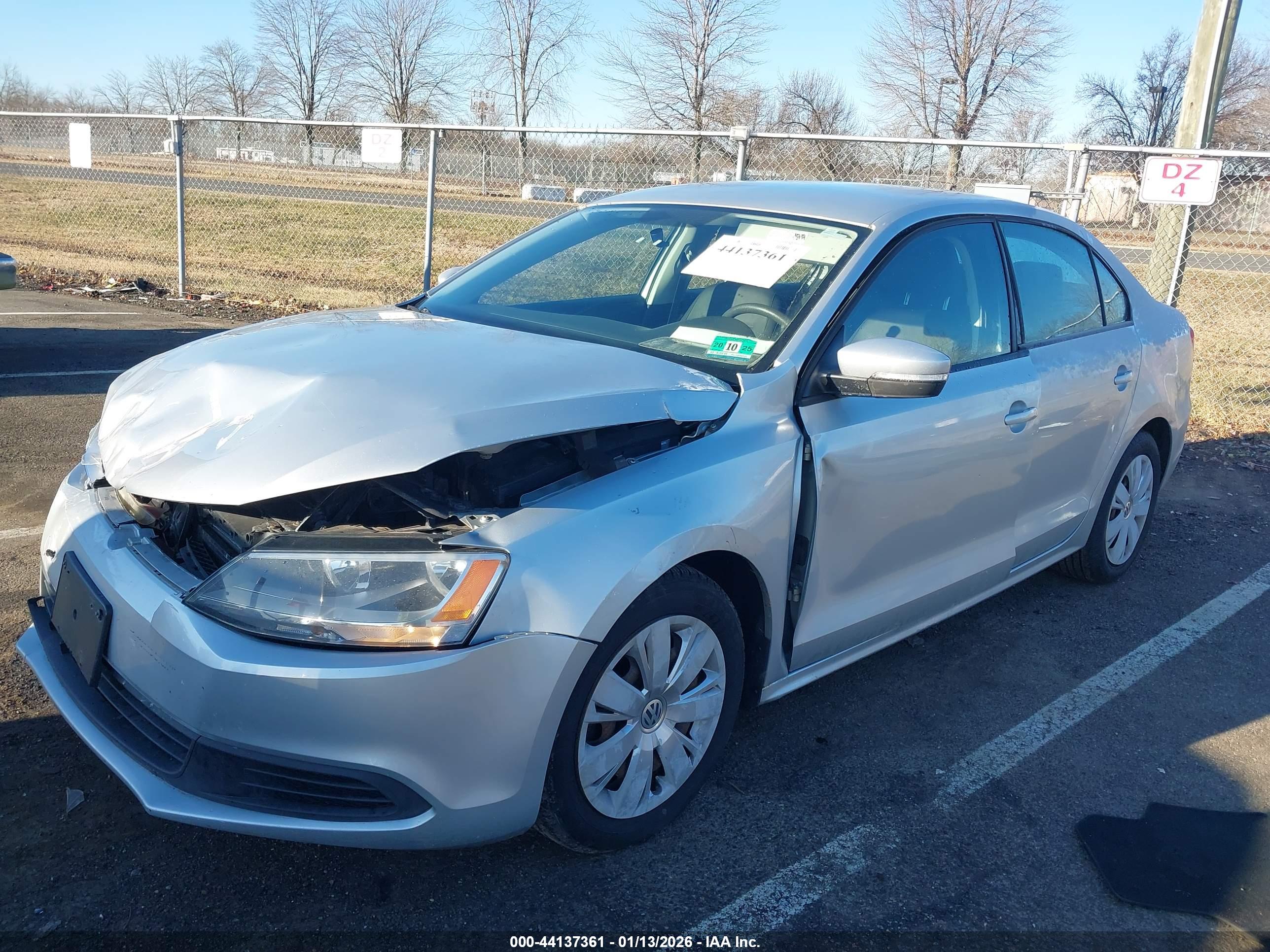 VOLKSWAGEN JETTA image 2