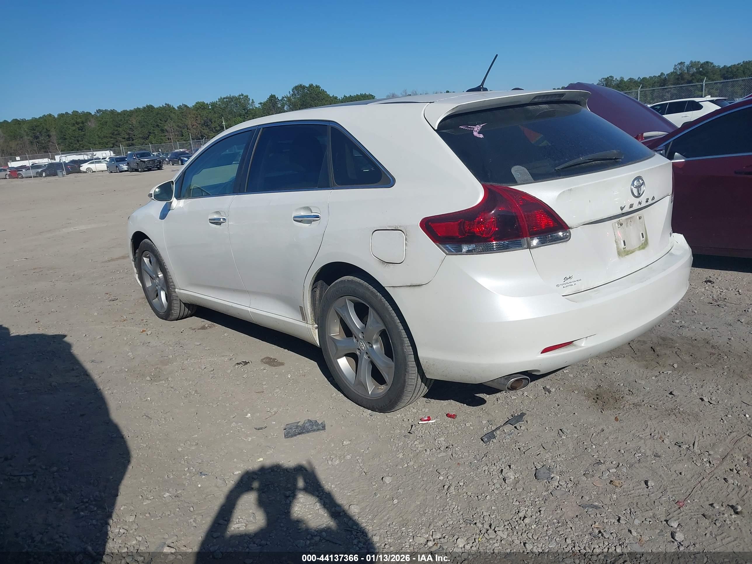 TOYOTA VENZA image 3