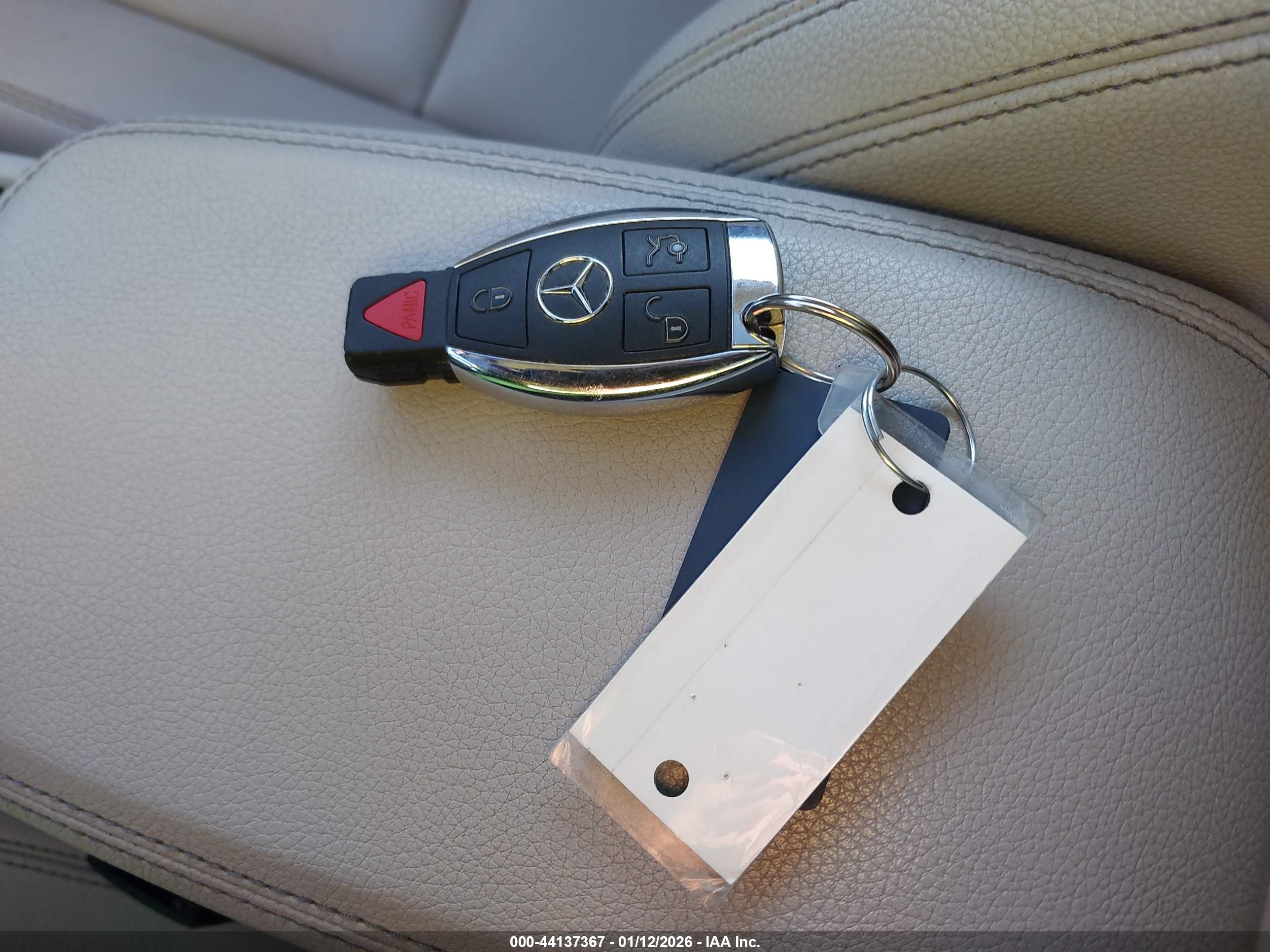 MERCEDES-BENZ CLA image 11