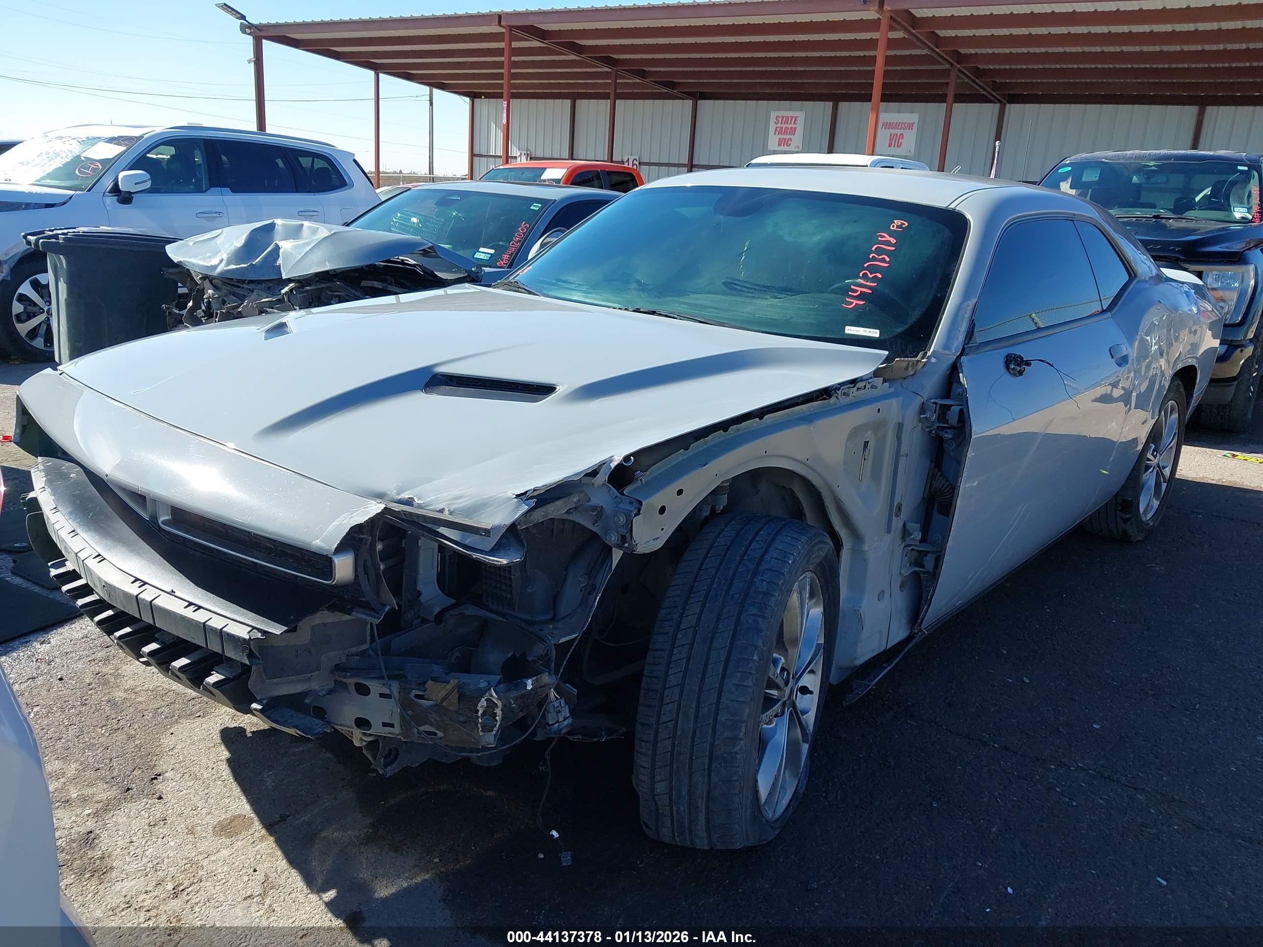 DODGE CHALLENGER image 2