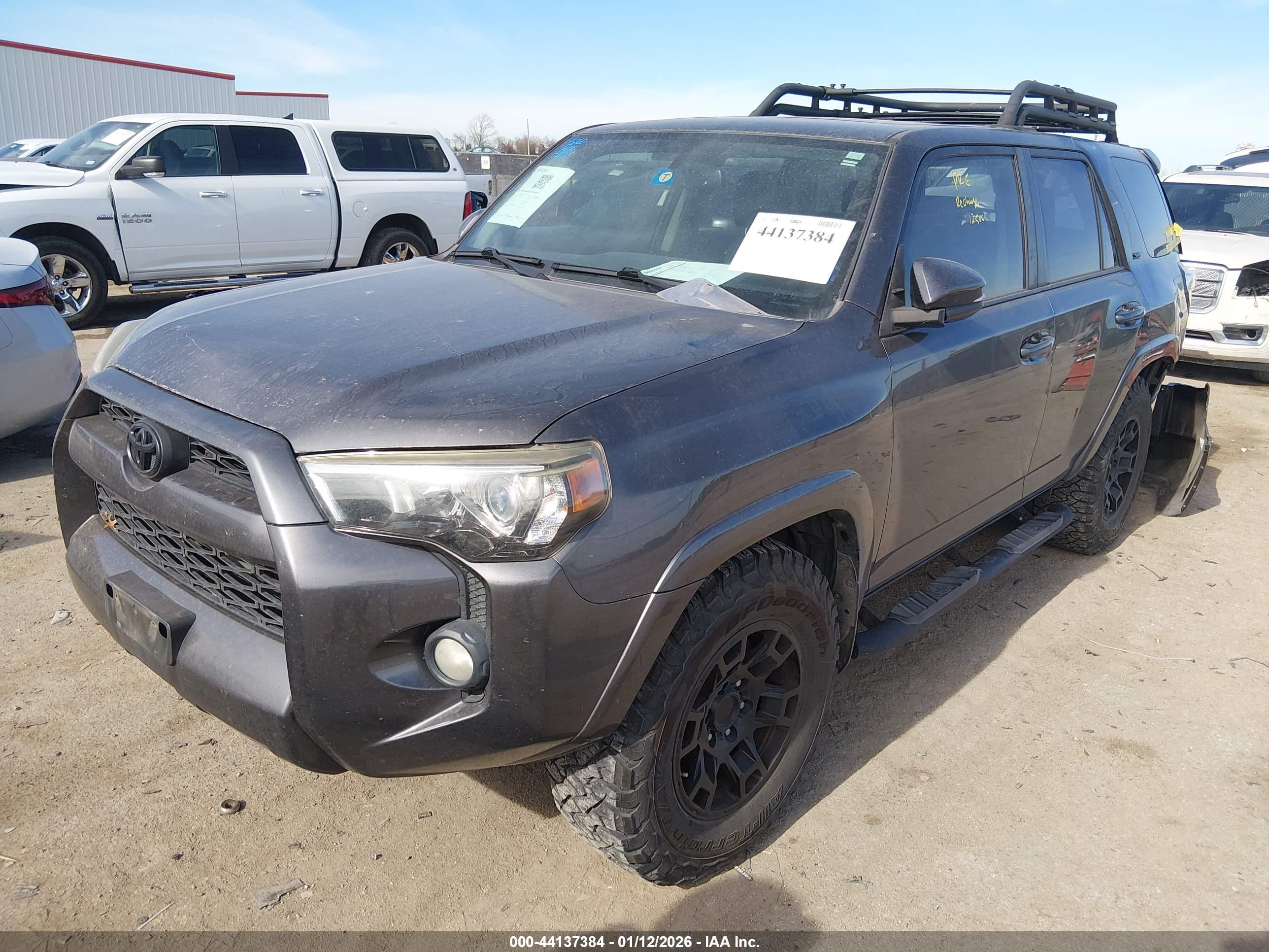 TOYOTA 4RUNNER image 2