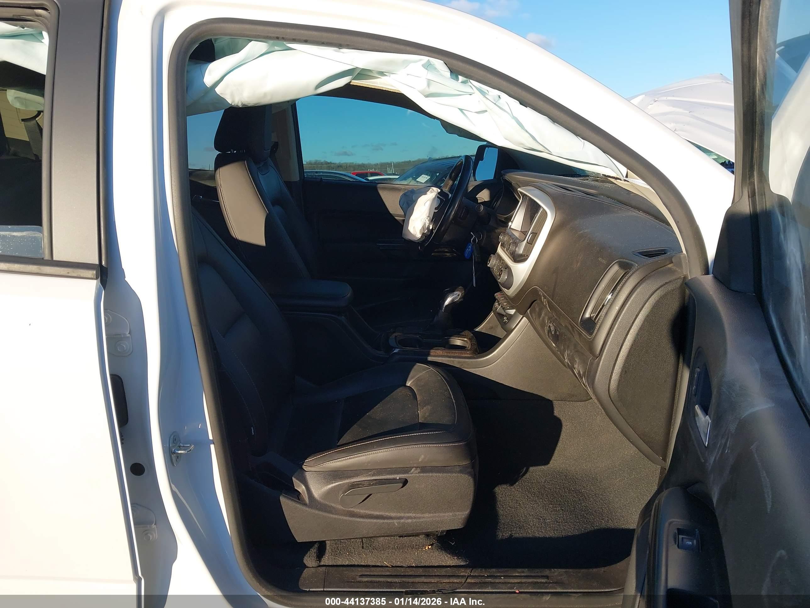 GMC CANYON image 5