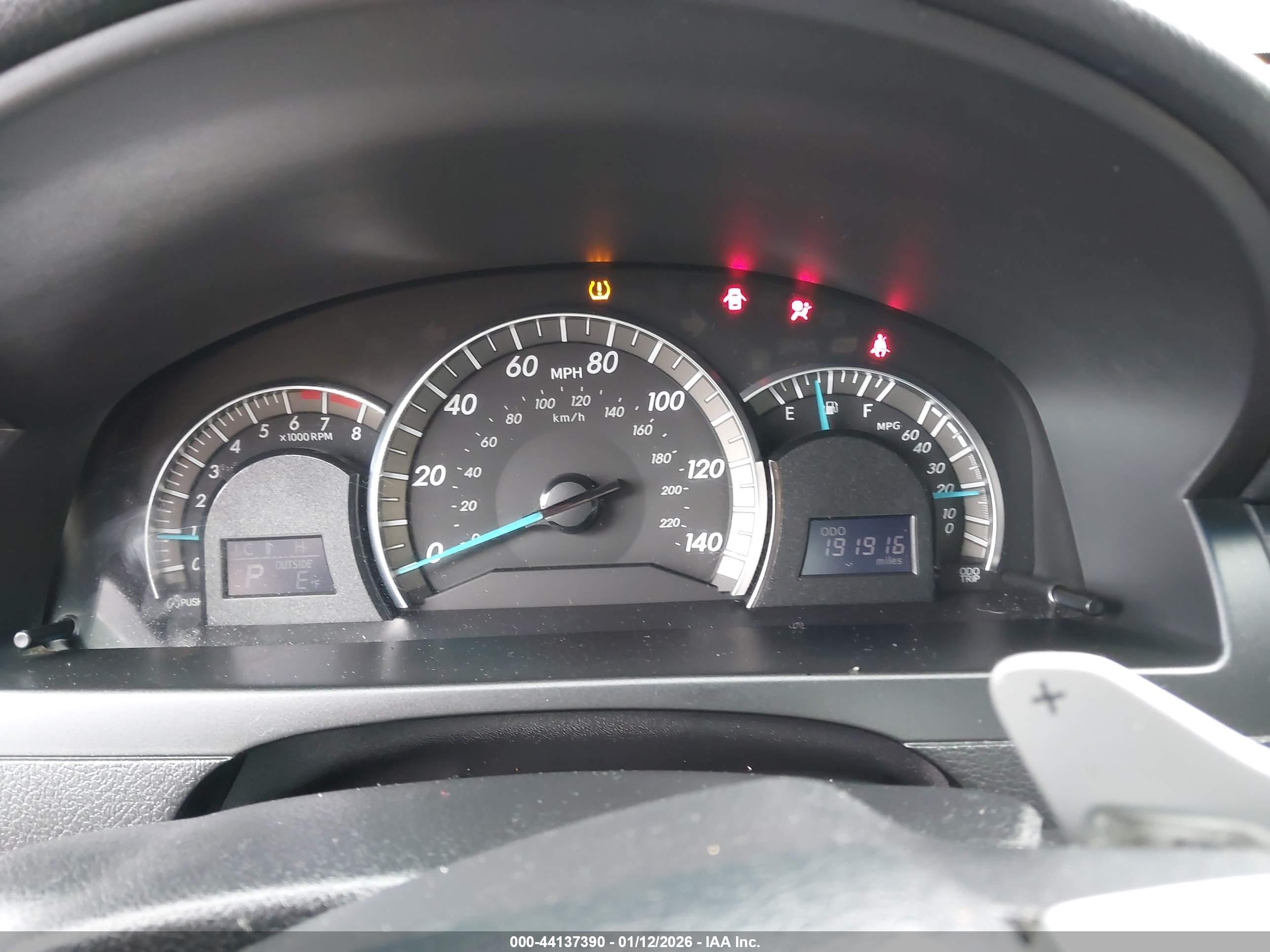 TOYOTA CAMRY image 7