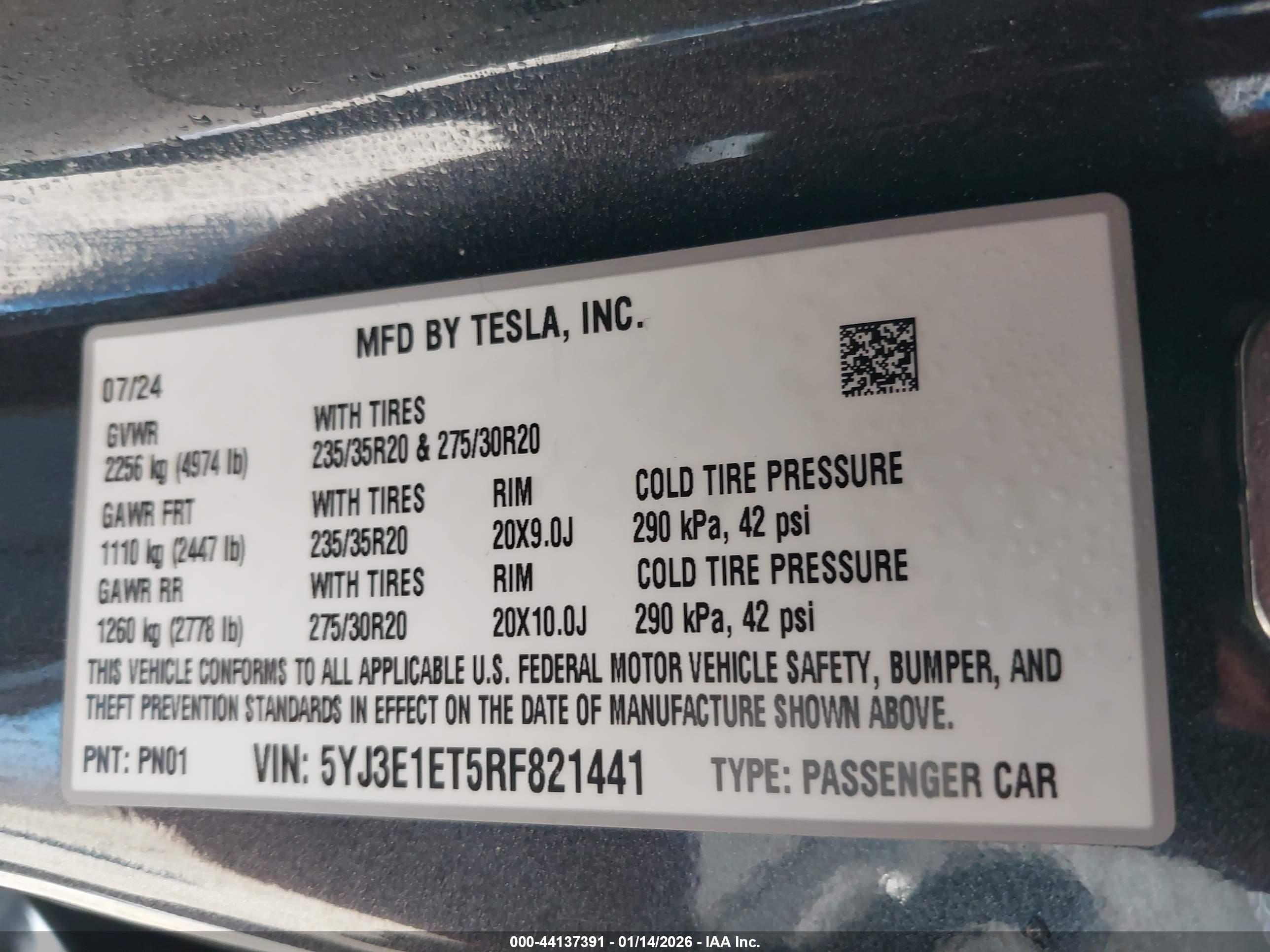 TESLA MODEL image 9