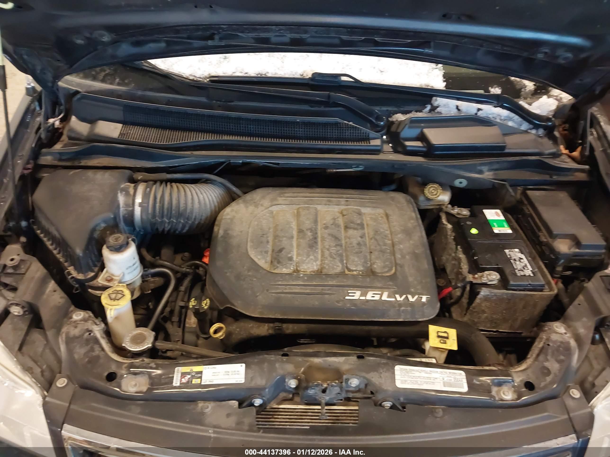 CHRYSLER TOWN image 10
