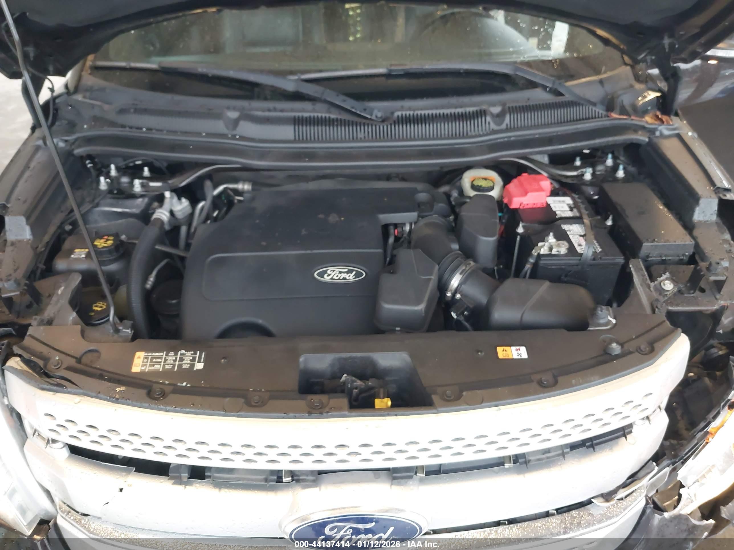 FORD EXPLORER image 10
