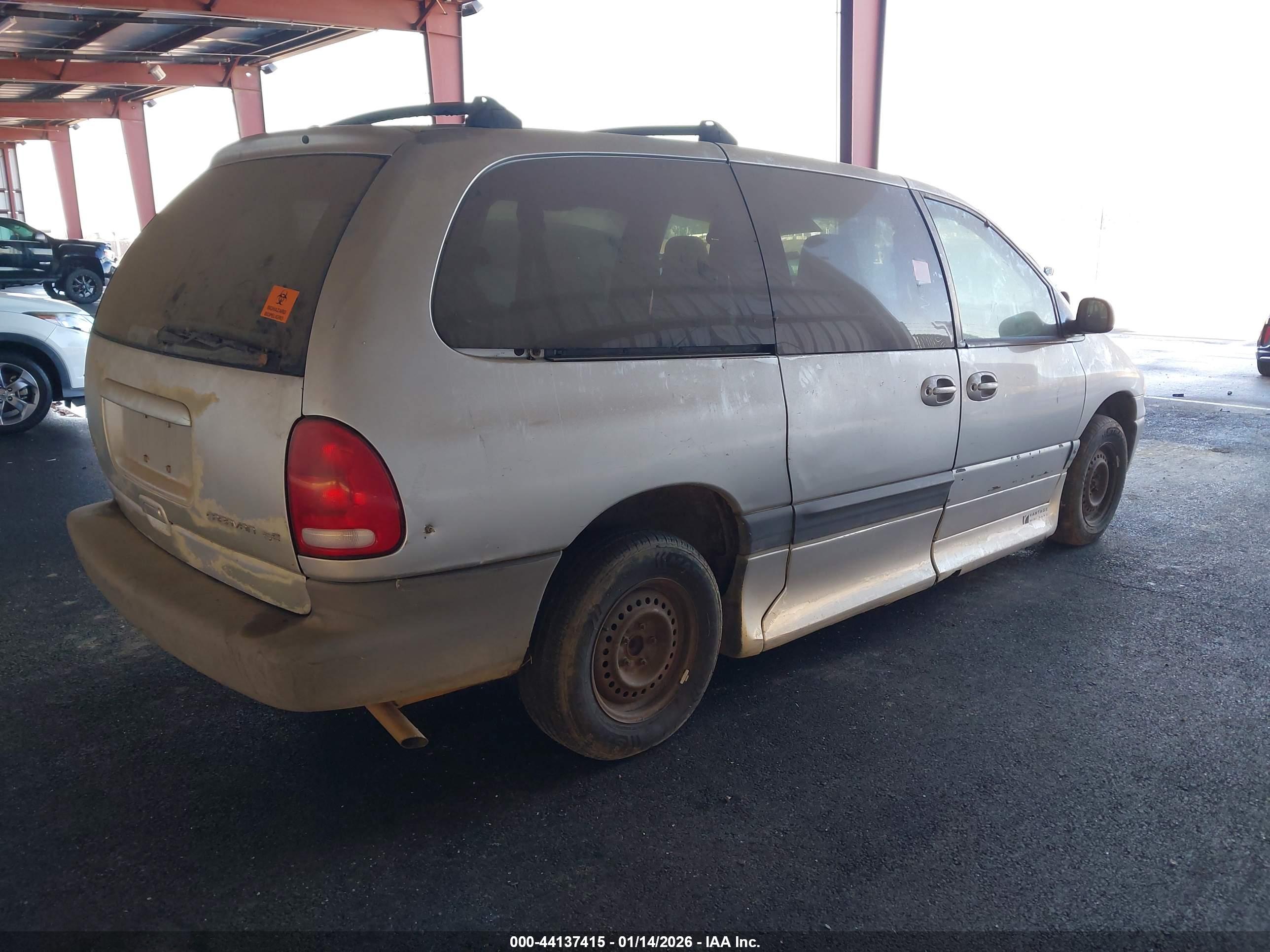 DODGE GRAND image 4