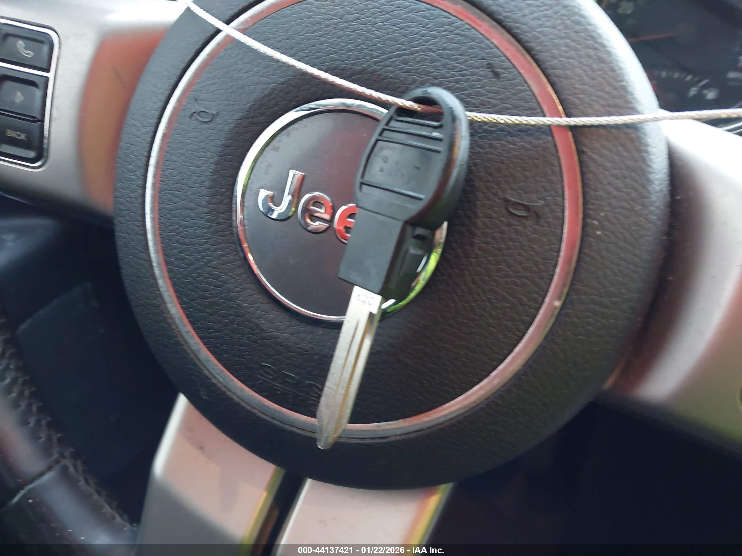 JEEP GRAND image 11