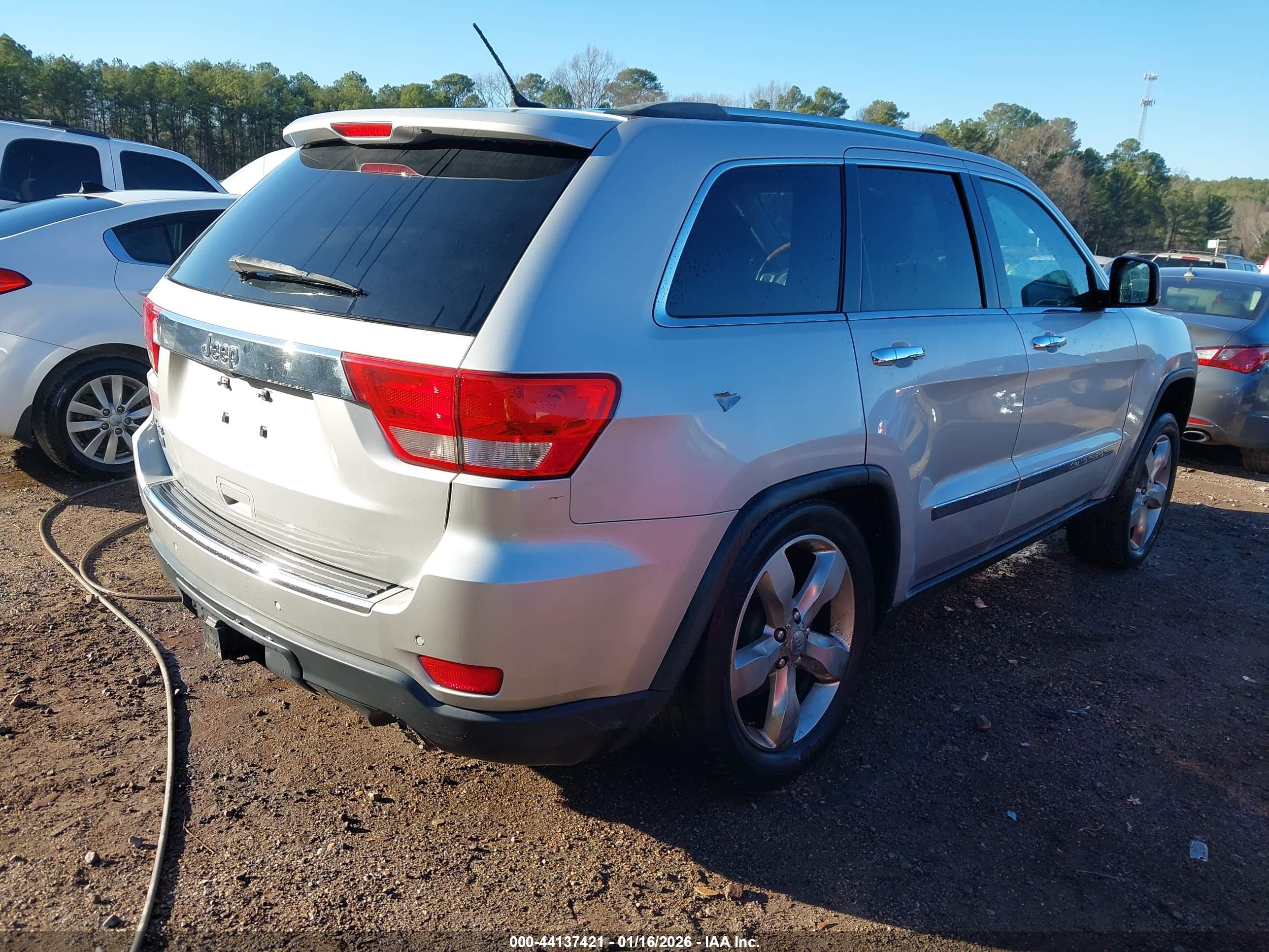 JEEP GRAND image 4