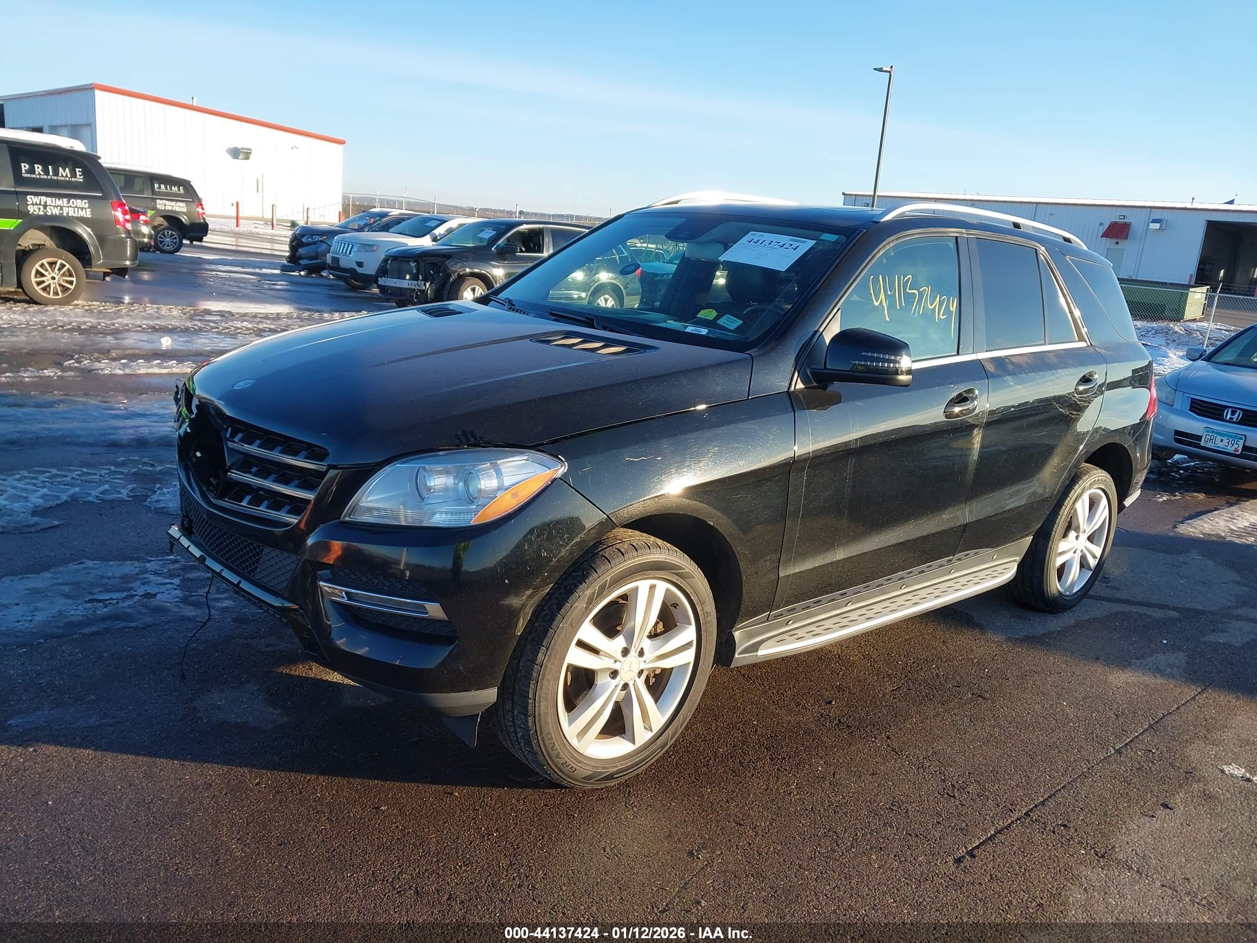 MERCEDES-BENZ ML image 2