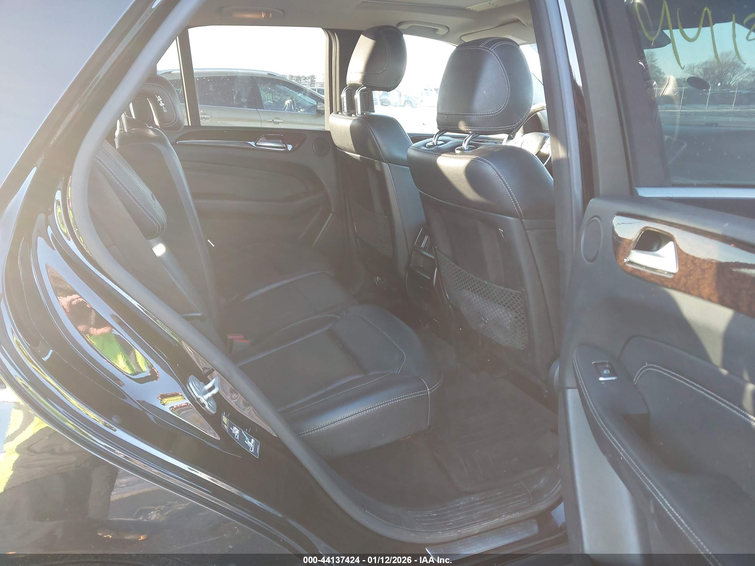 MERCEDES-BENZ ML image 8