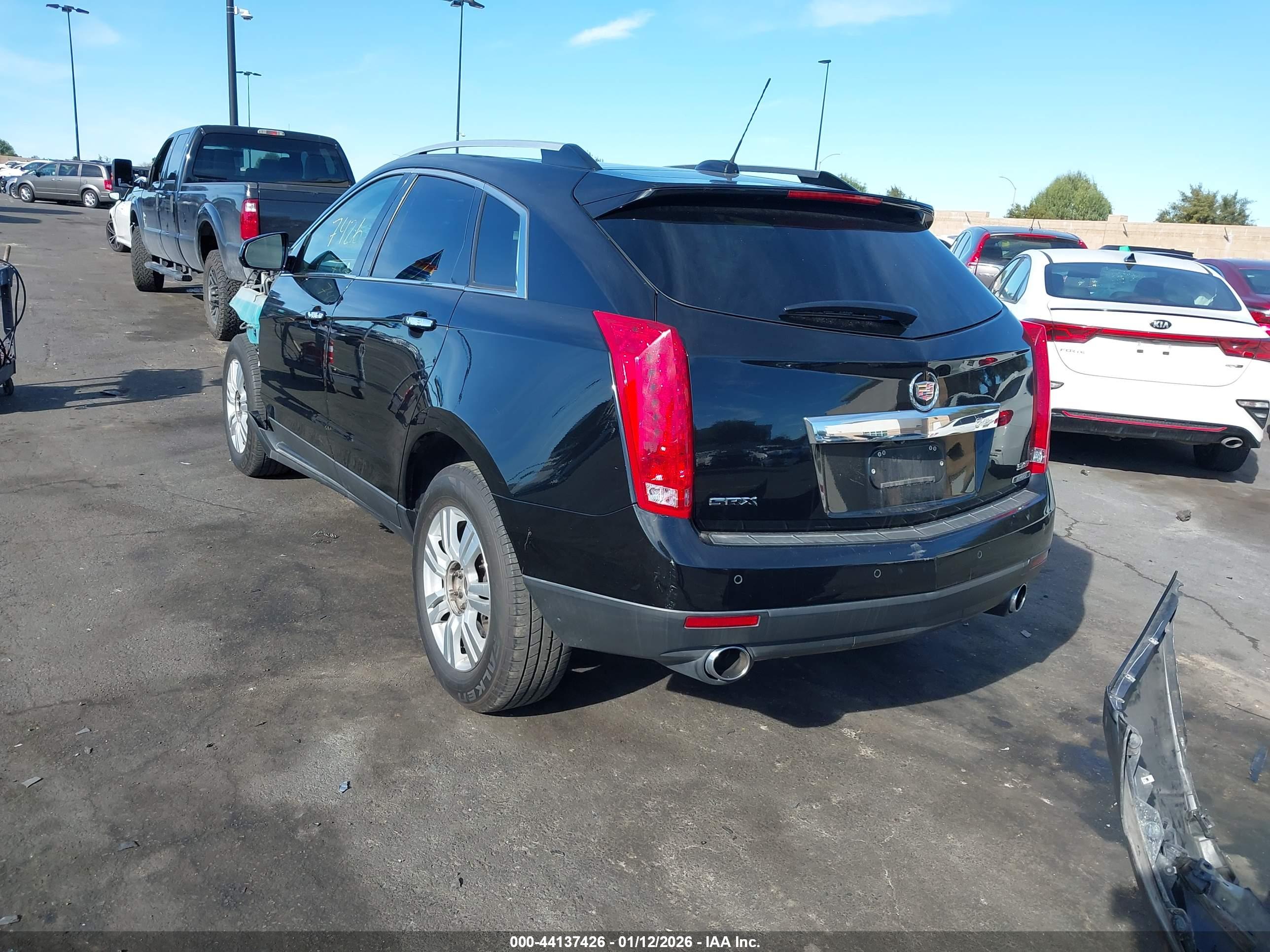 CADILLAC SRX image 3