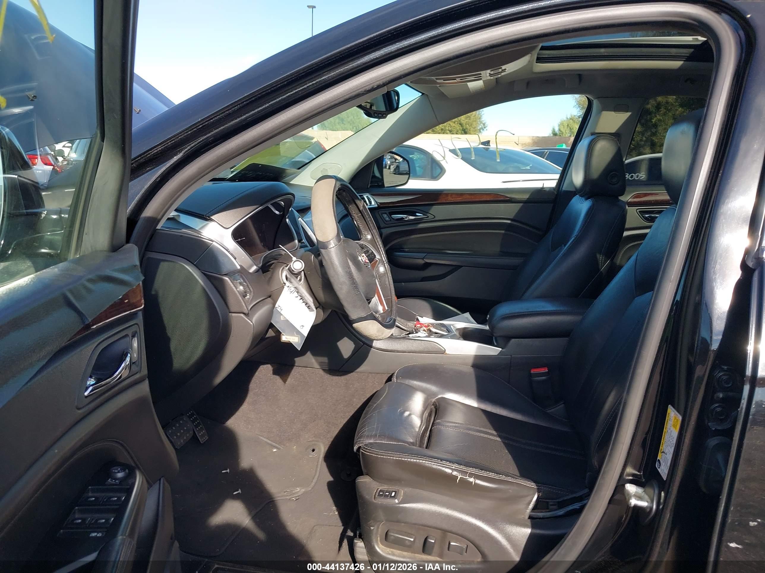 CADILLAC SRX image 5