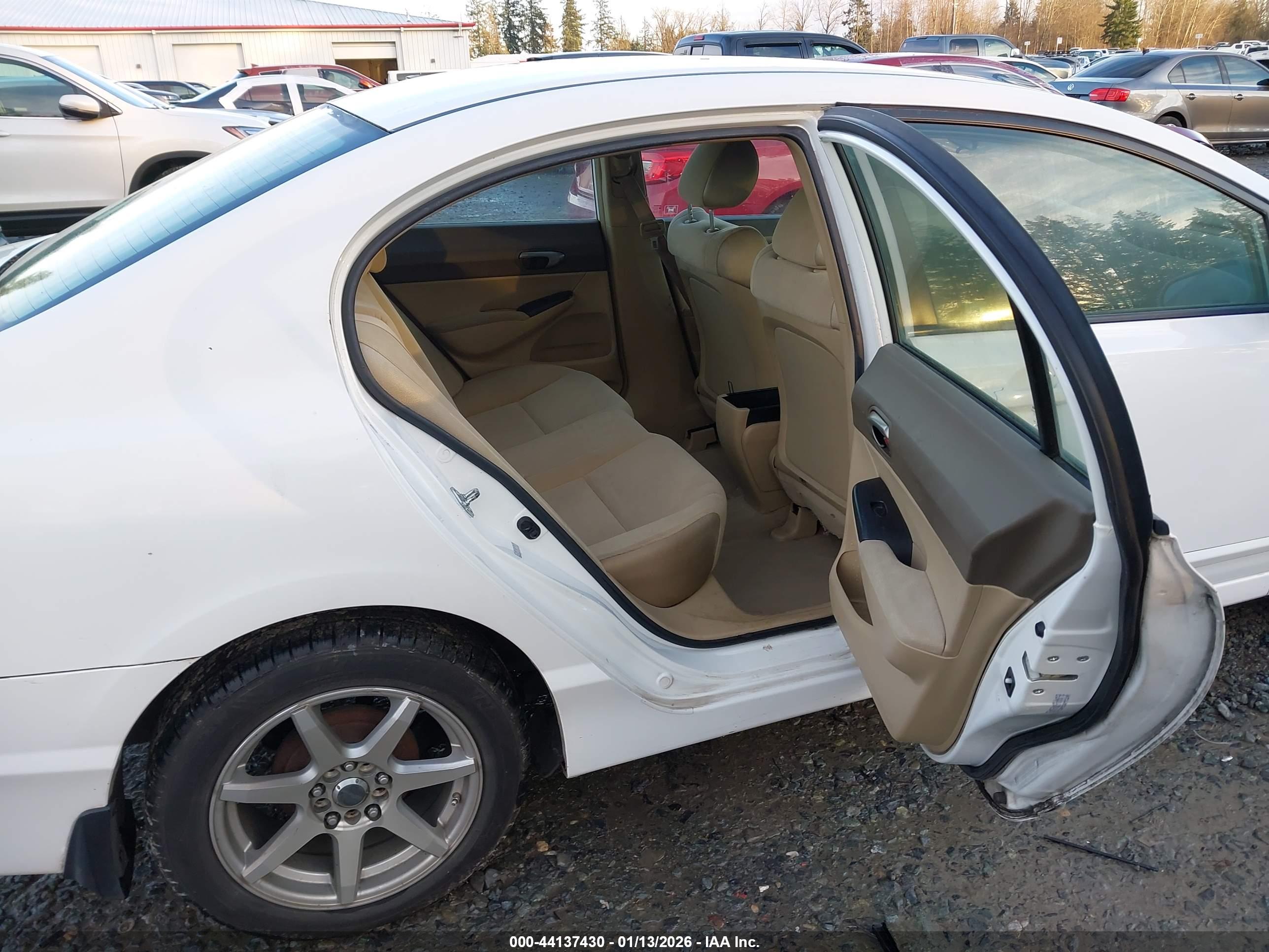 HONDA CIVIC image 8