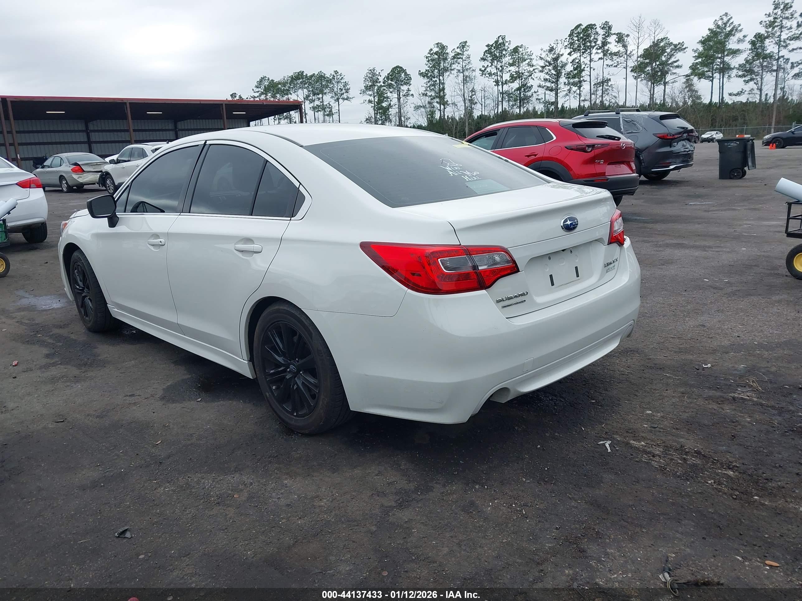 SUBARU LEGACY image 3