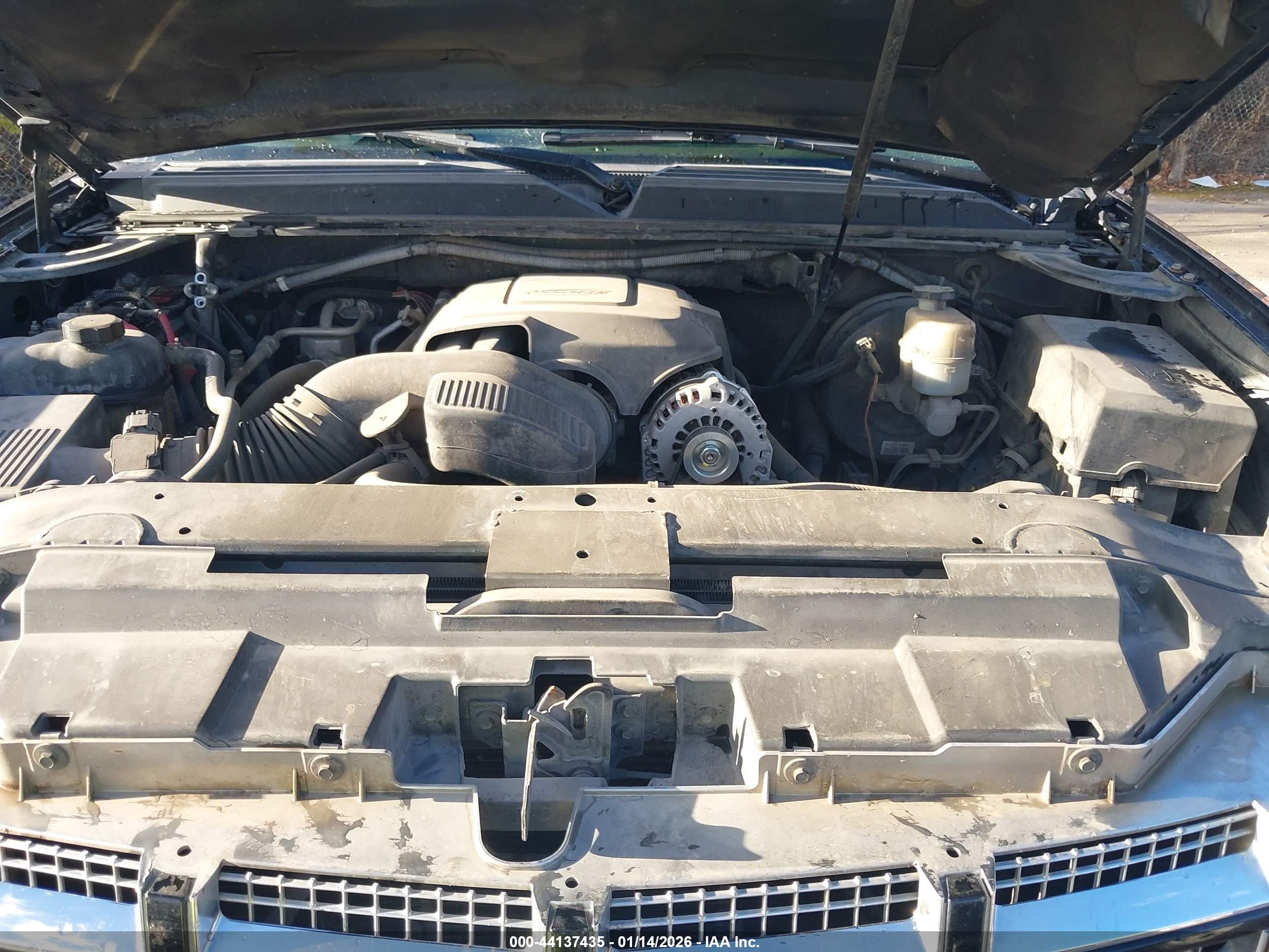 CADILLAC ESCALADE image 10