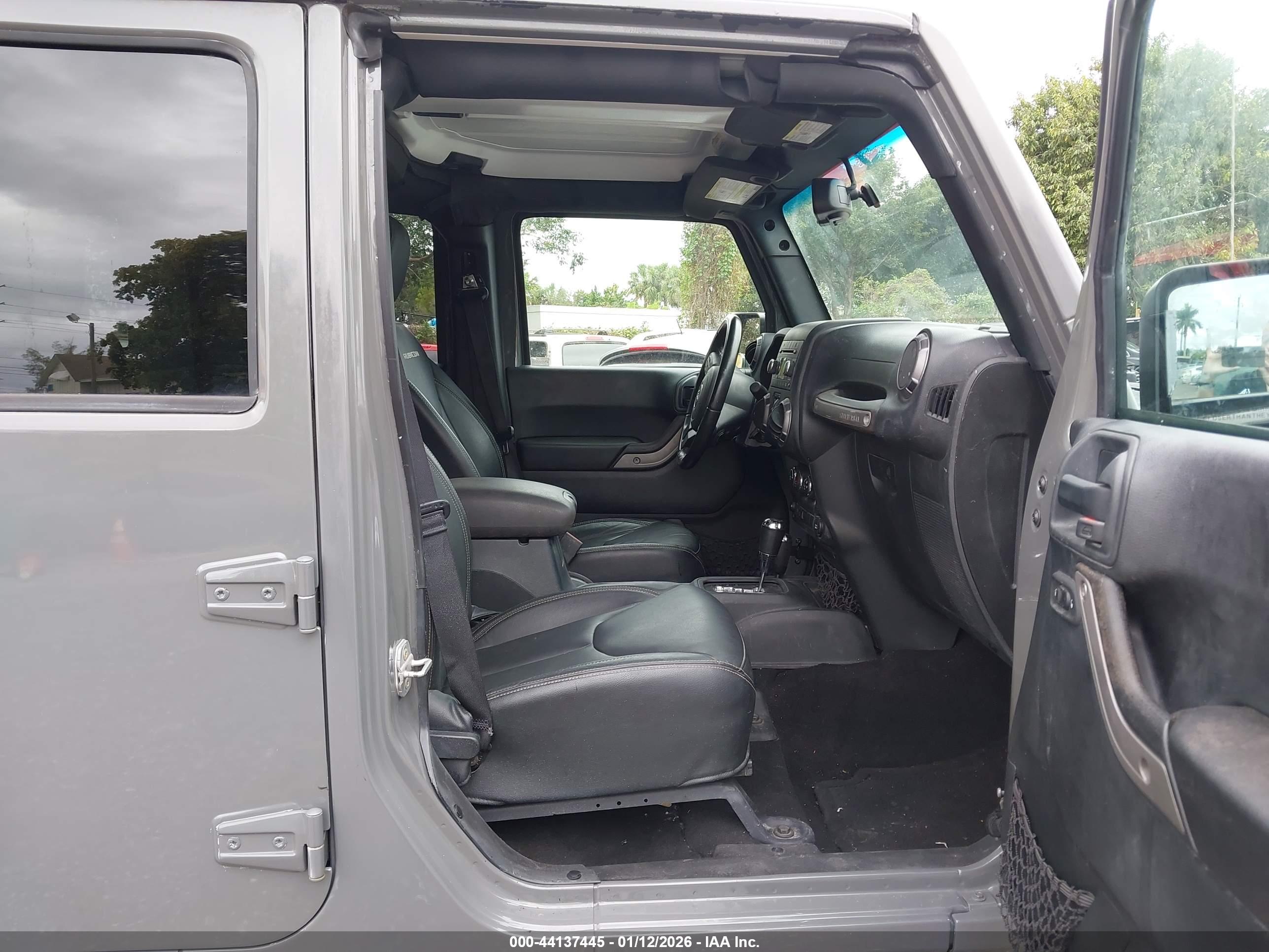 JEEP WRANGLER image 5