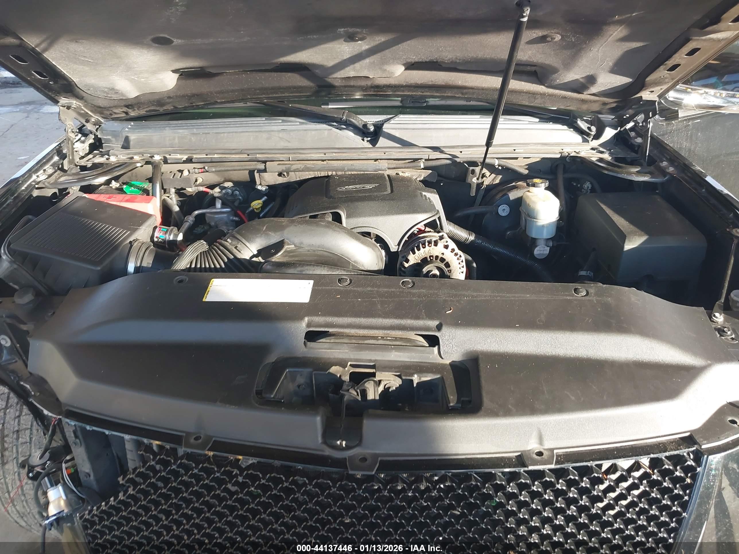 CADILLAC ESCALADE image 10