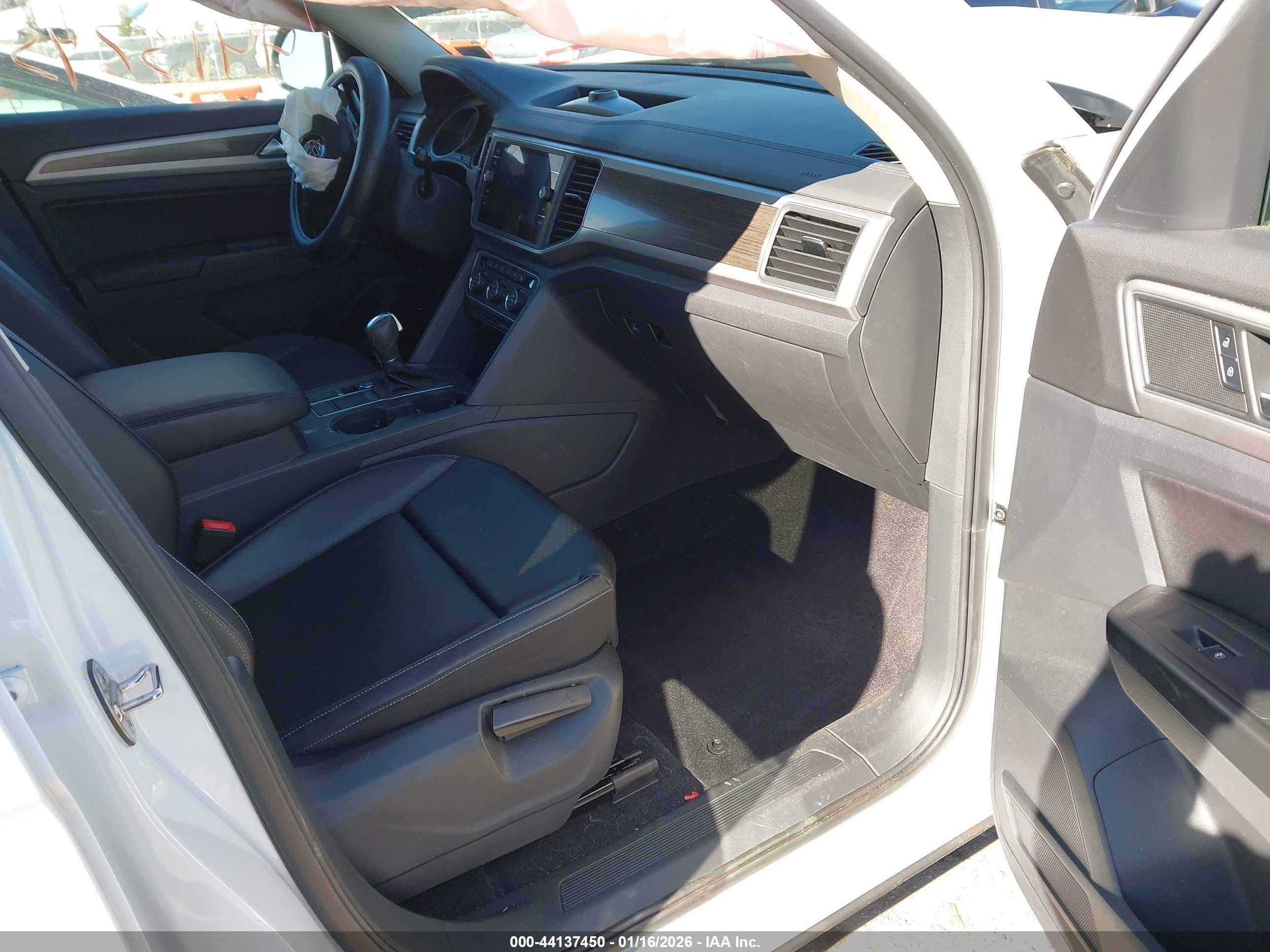 VOLKSWAGEN ATLAS image 5