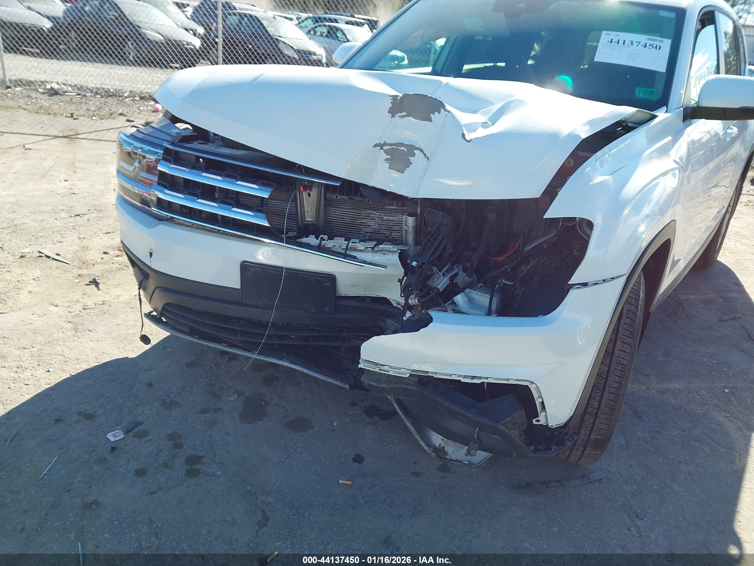 VOLKSWAGEN ATLAS image 6
