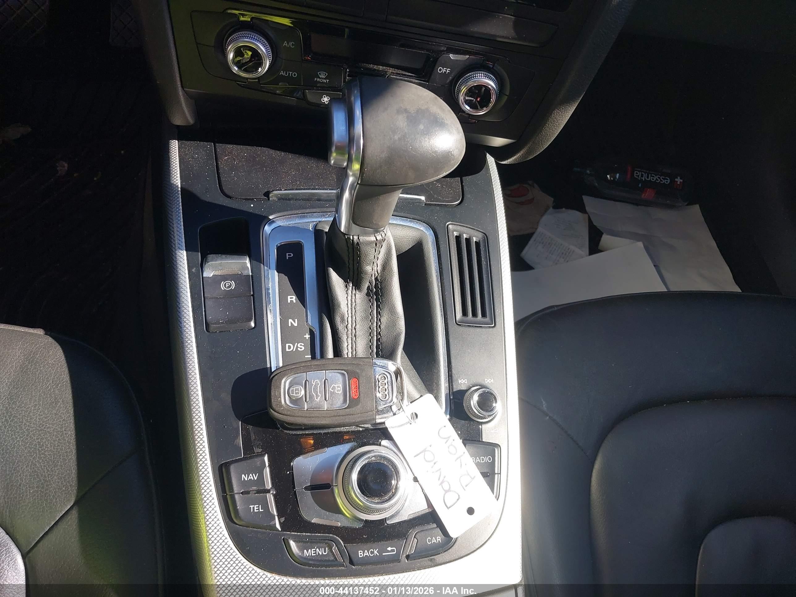 AUDI A4 image 11