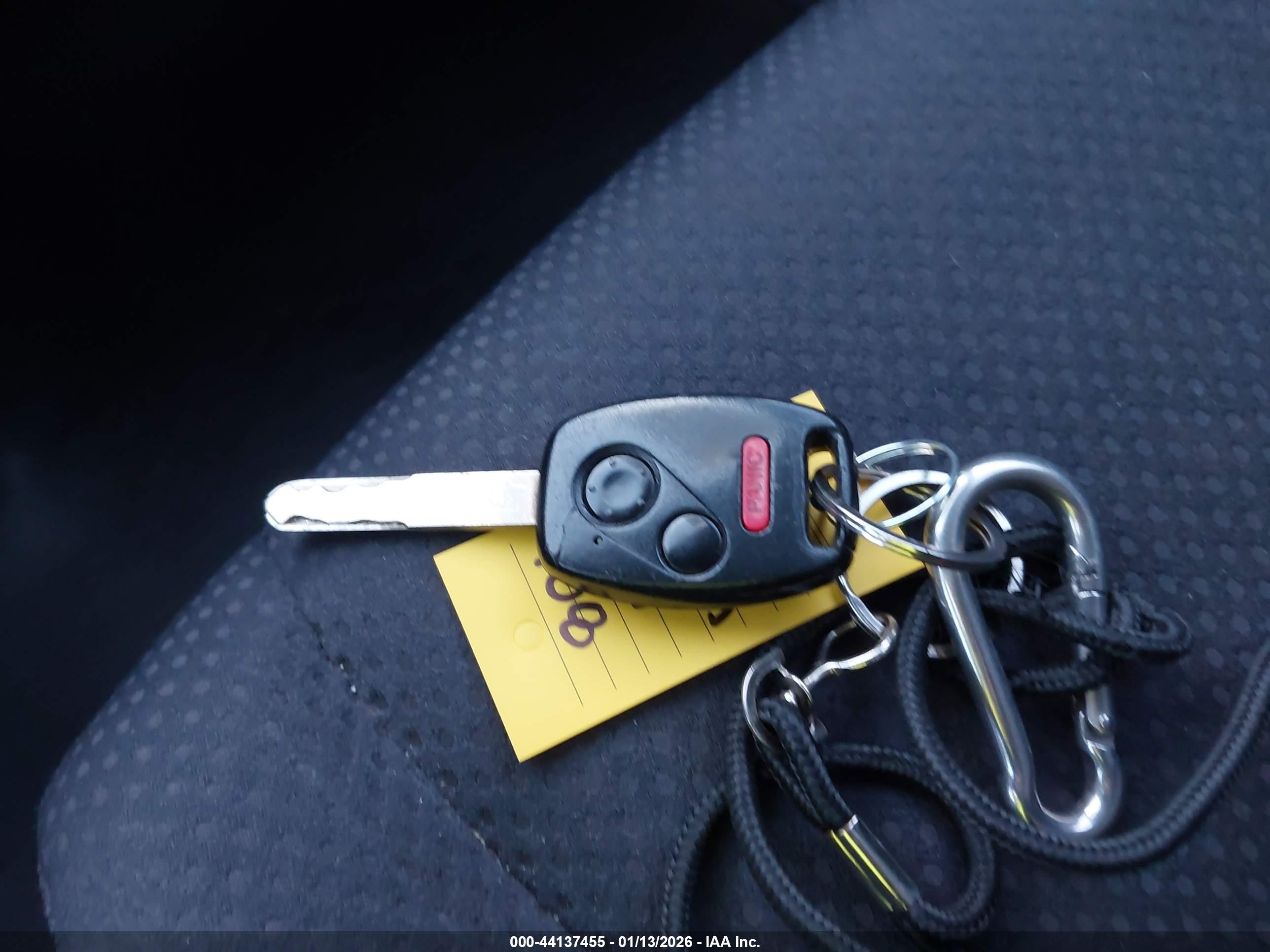 HONDA CR-V image 11