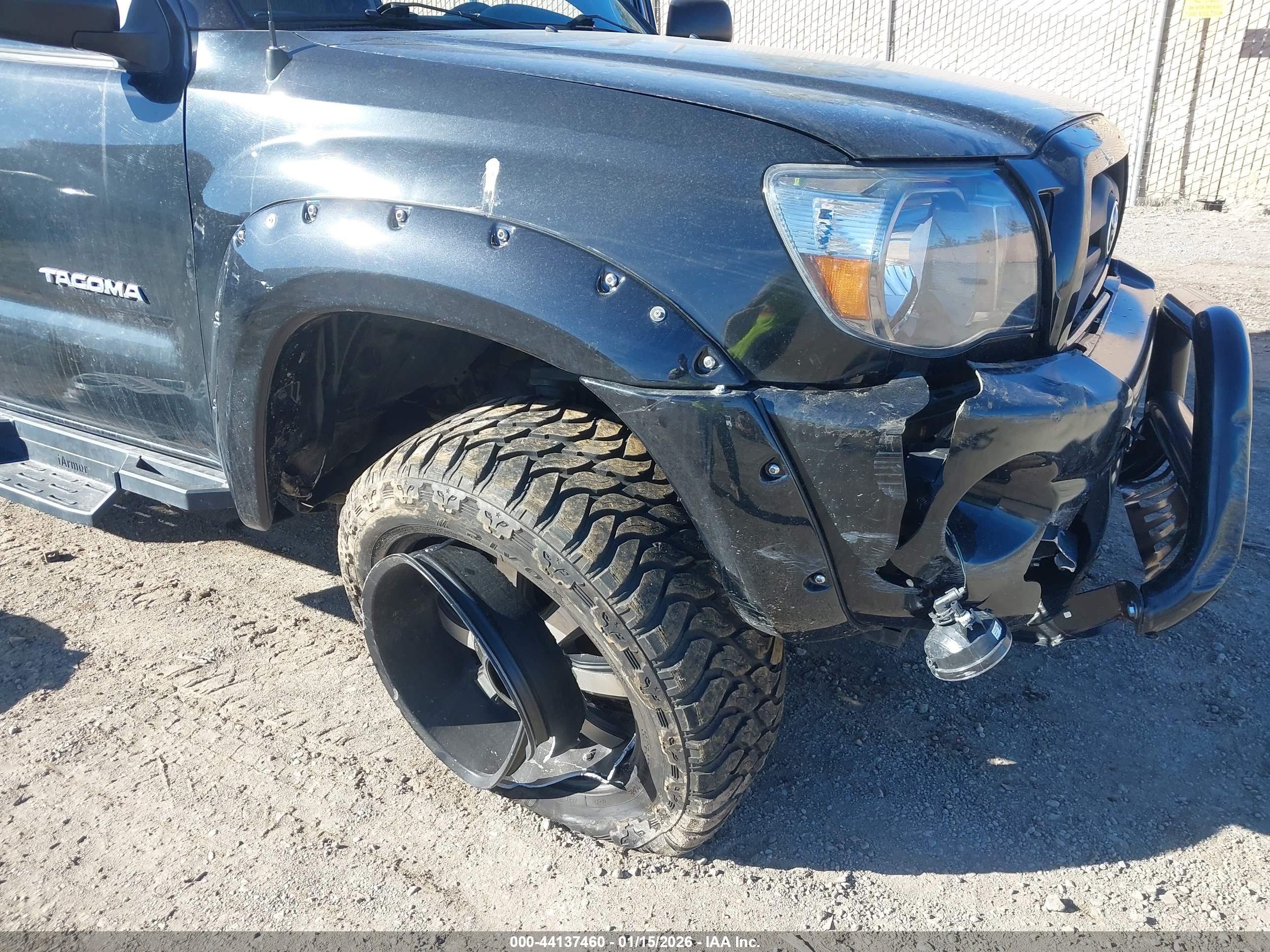 TOYOTA TACOMA image 6