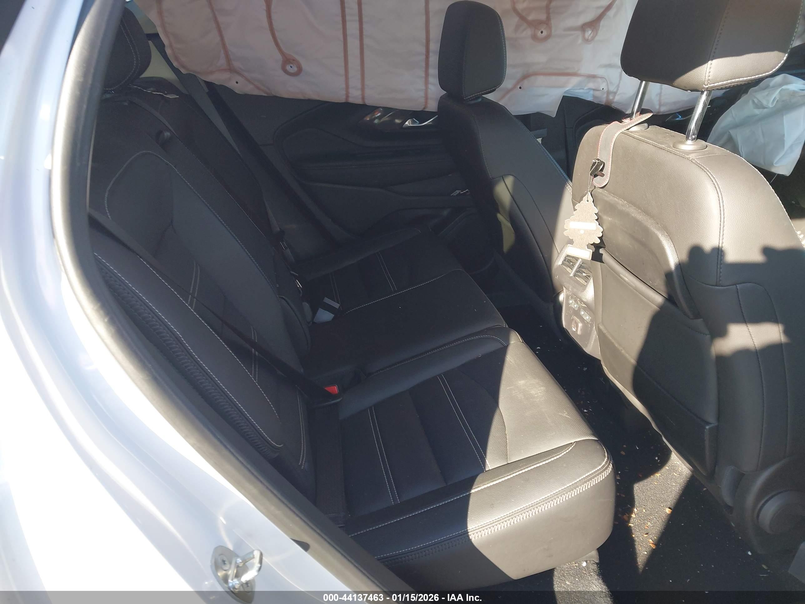 GMC TERRAIN image 8