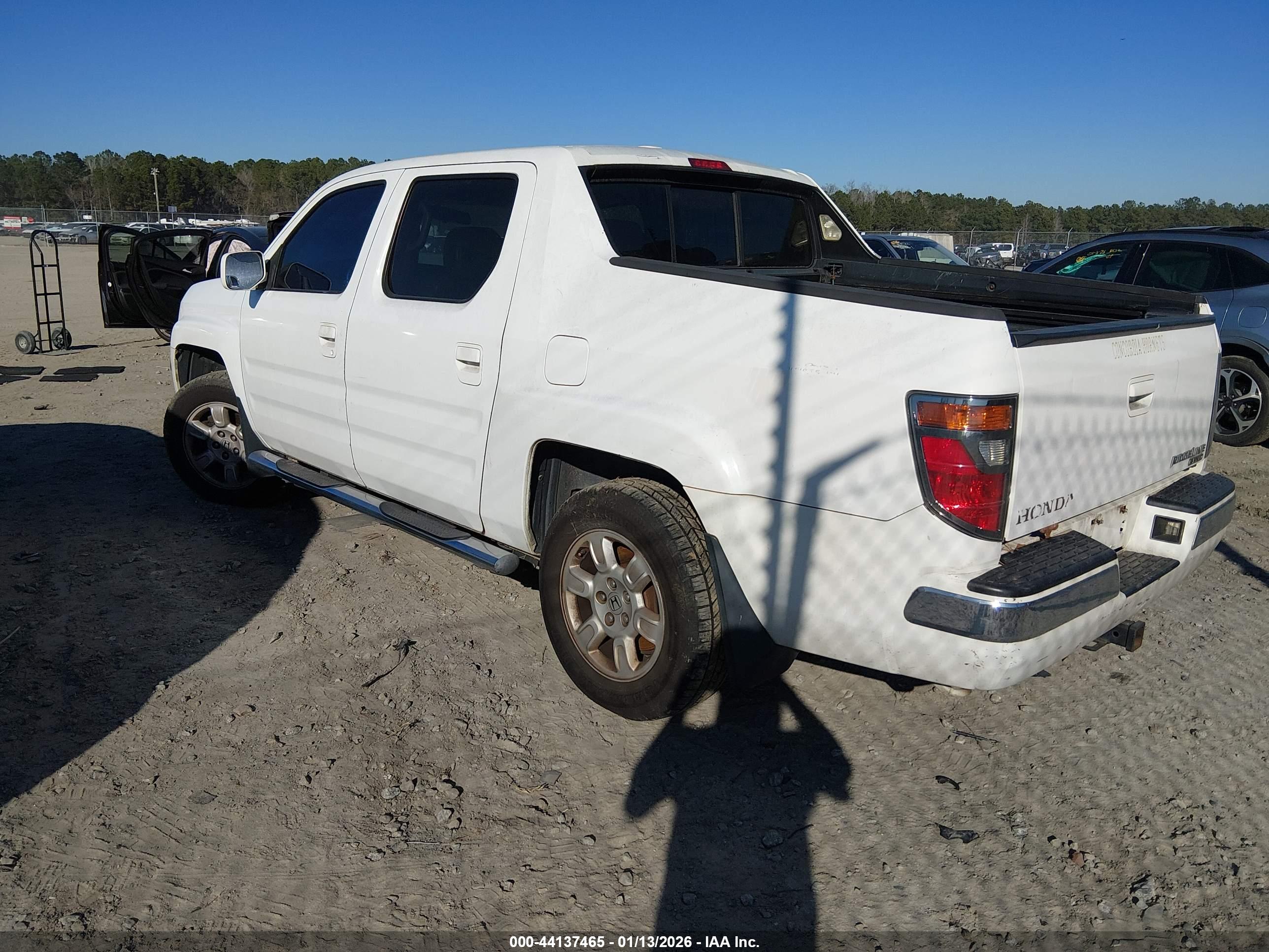 HONDA RIDGELINE image 3