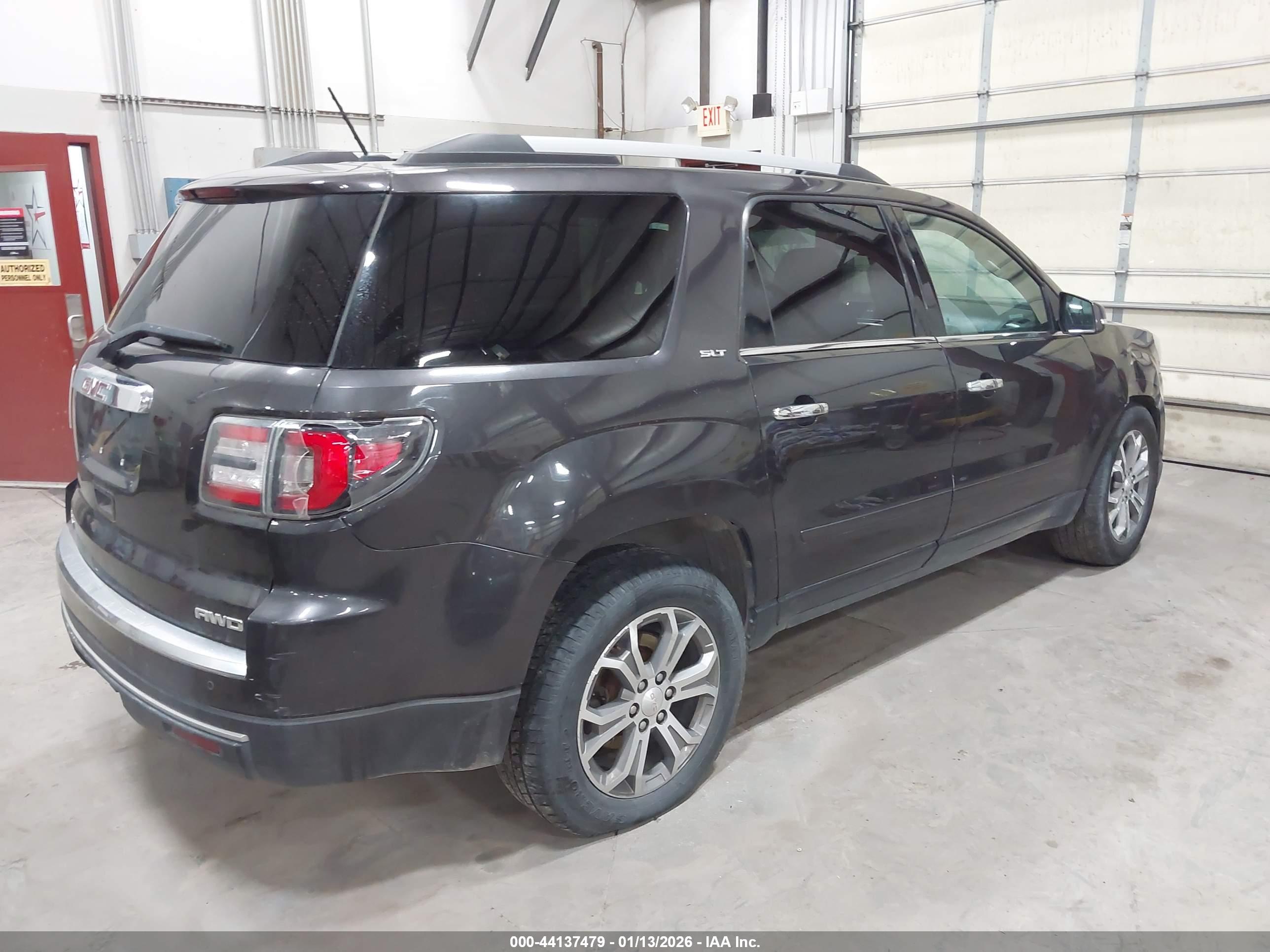 GMC ACADIA image 4
